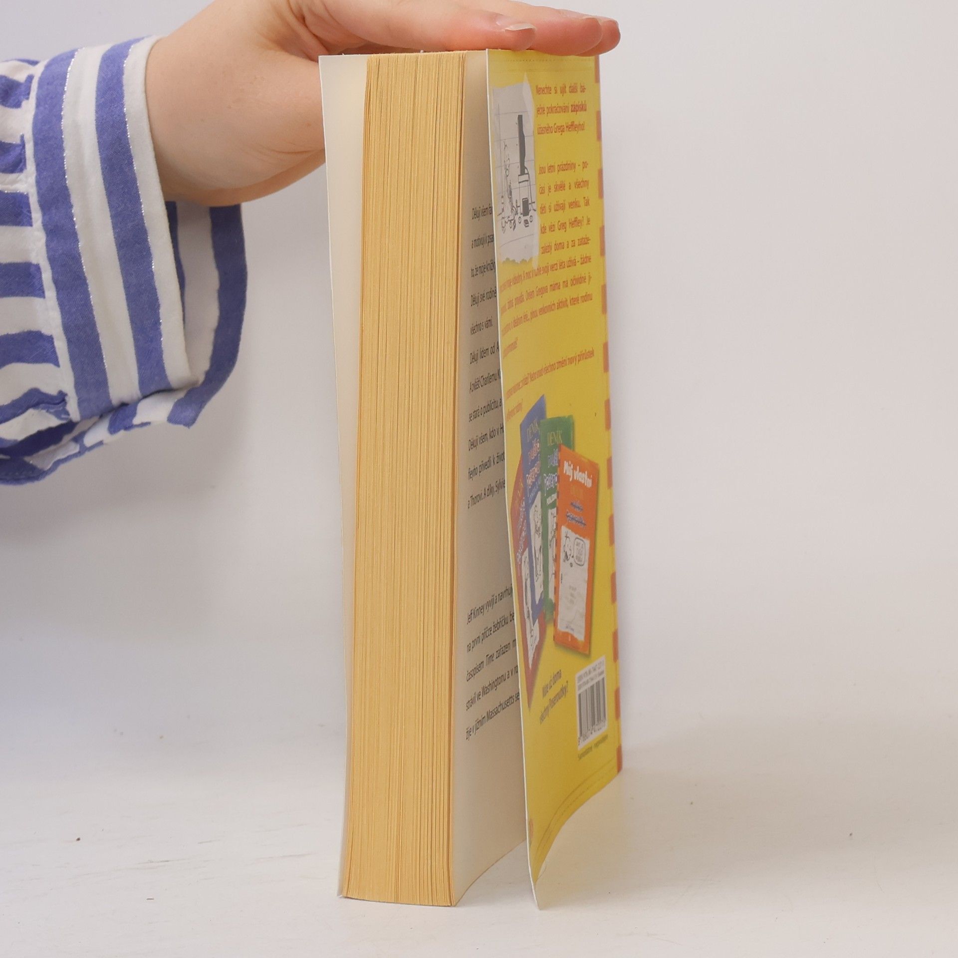 Jeff Kinney Deník malého poseroutky 4. Psí život