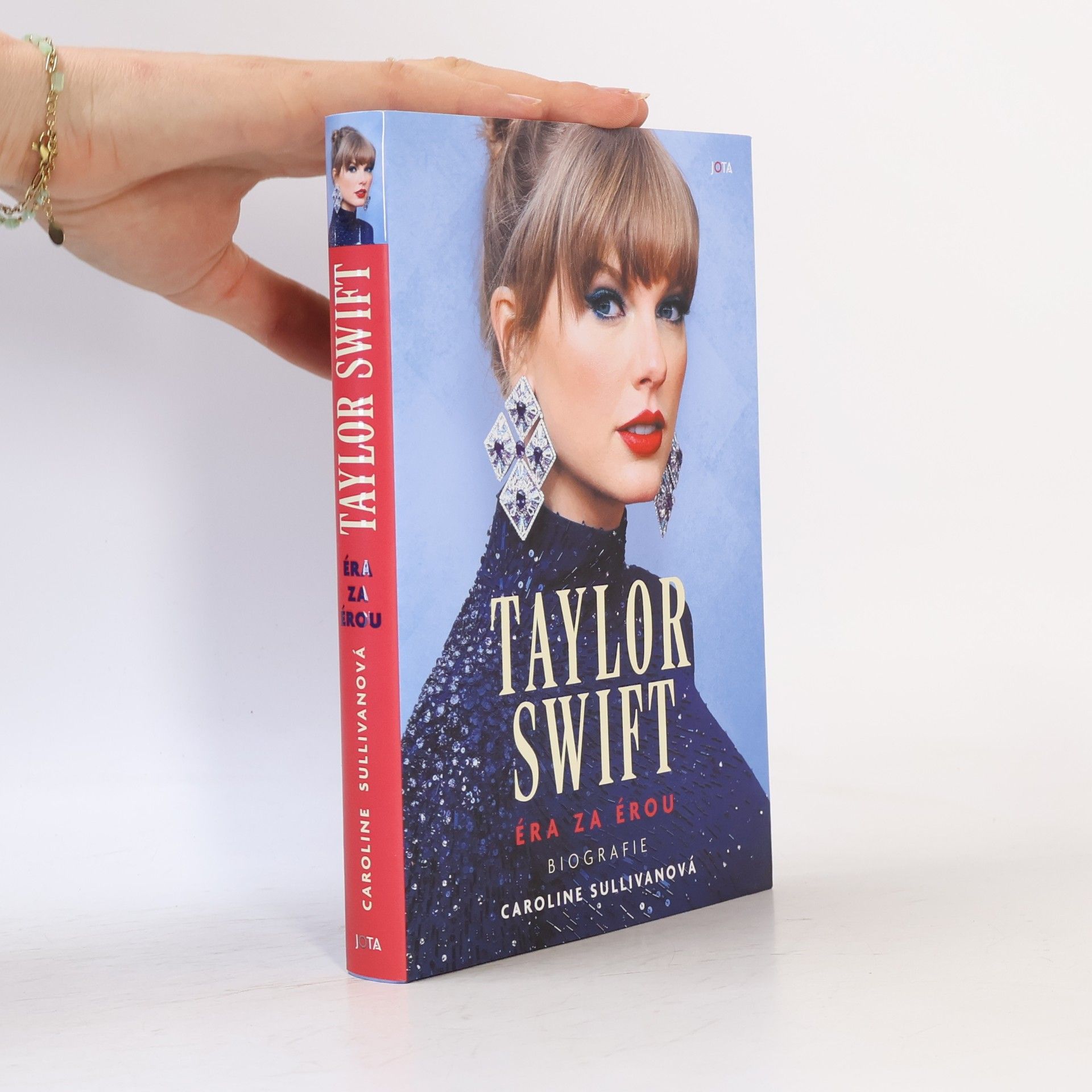 Caroline Sullivan Taylor Swift, Éra za érou