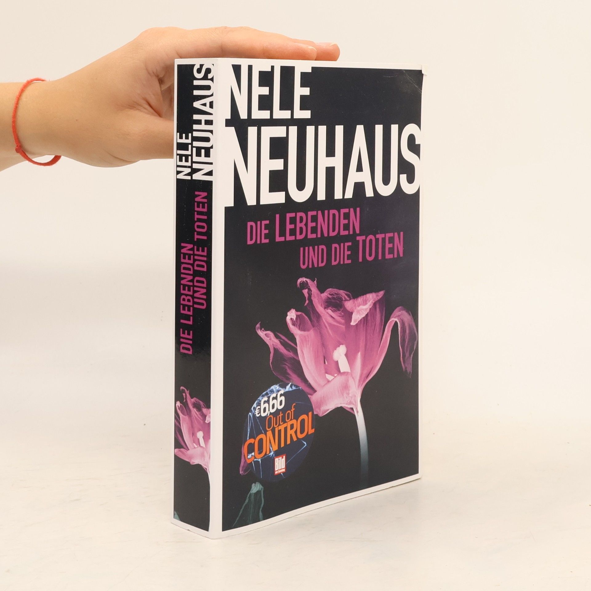 Nele Neuhaus Die Lebenden und die Toten