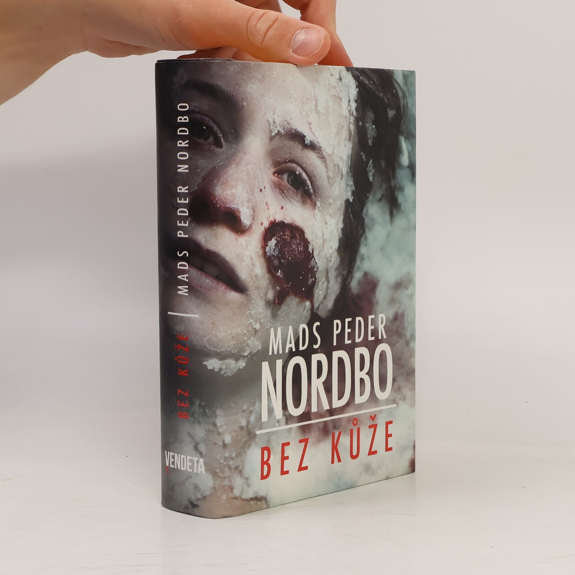 Mads Peder Nordbo Bez kůže