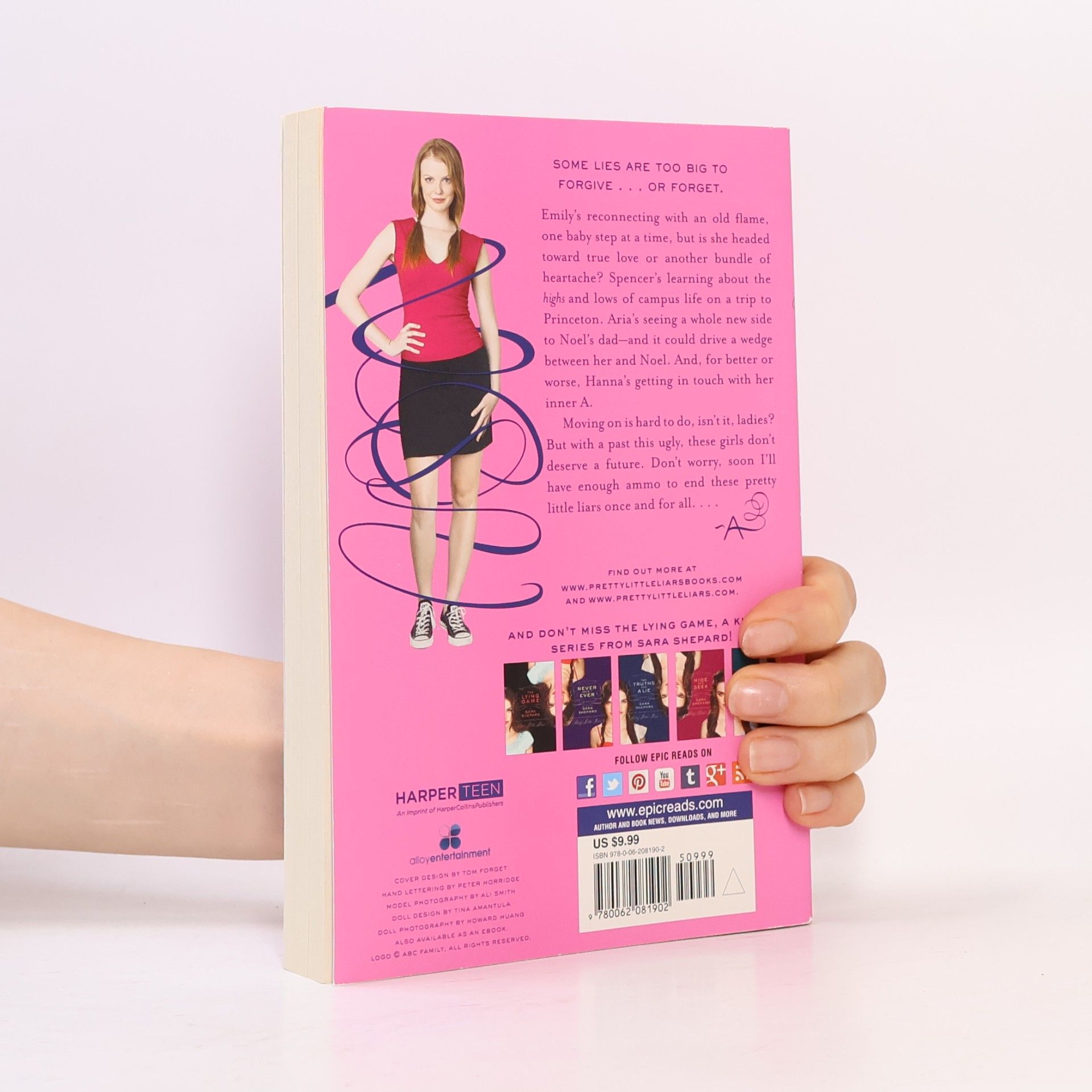 Sara Shepard Pretty Little Liars: Stunning