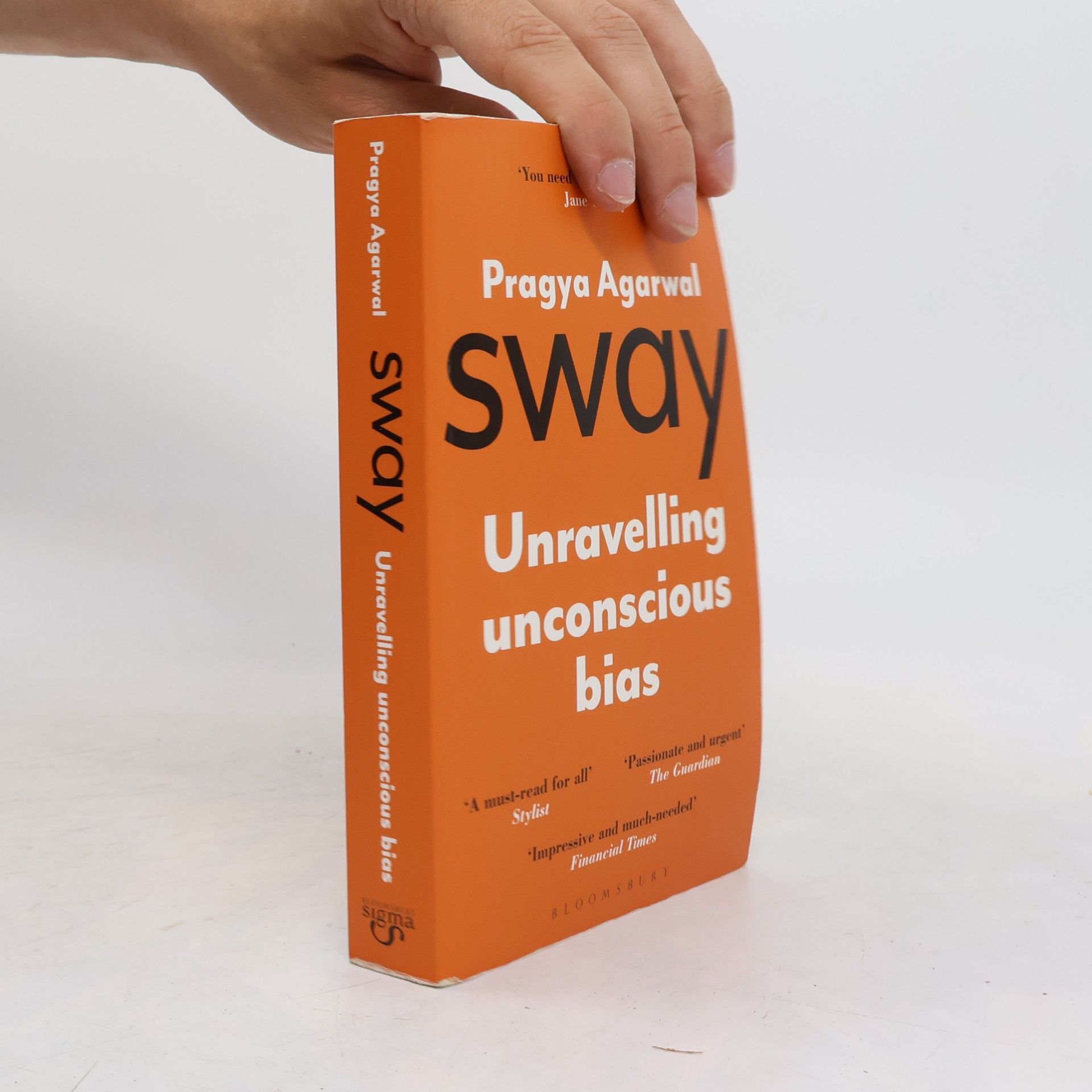 Pragya Agarwal Sway