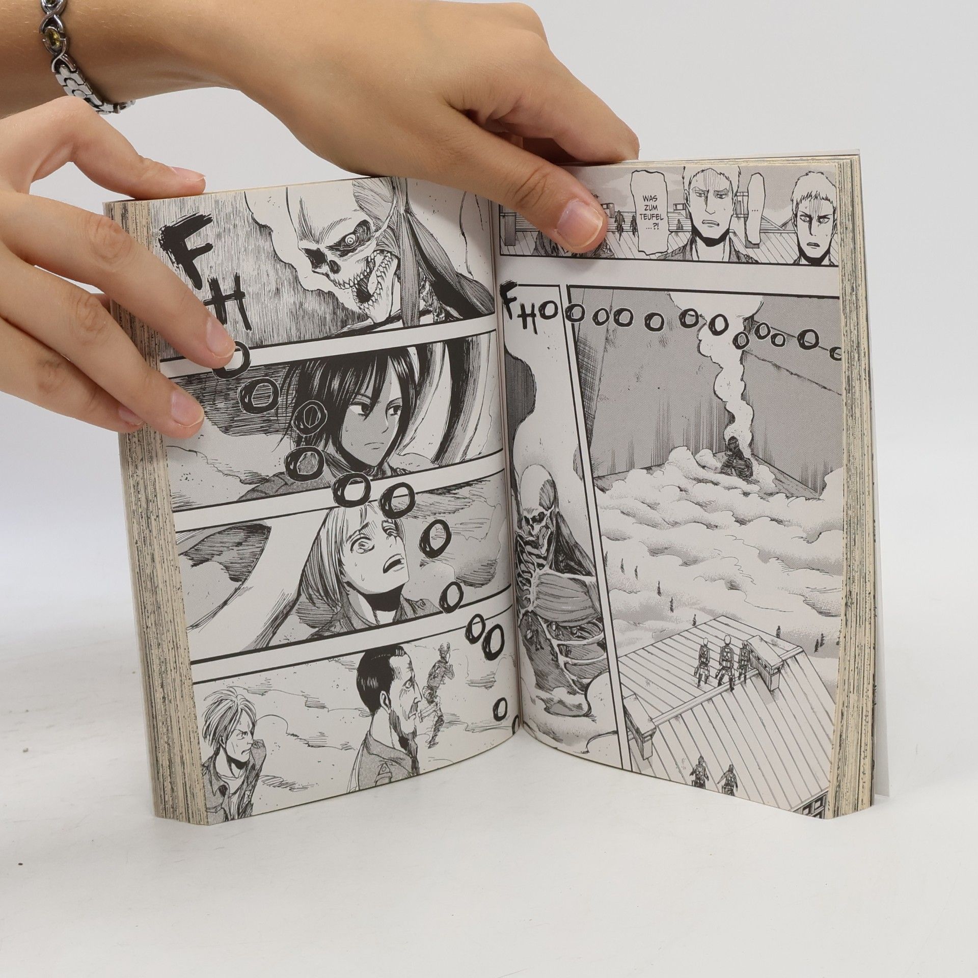 Hajime Isayama Attack on Titan 3