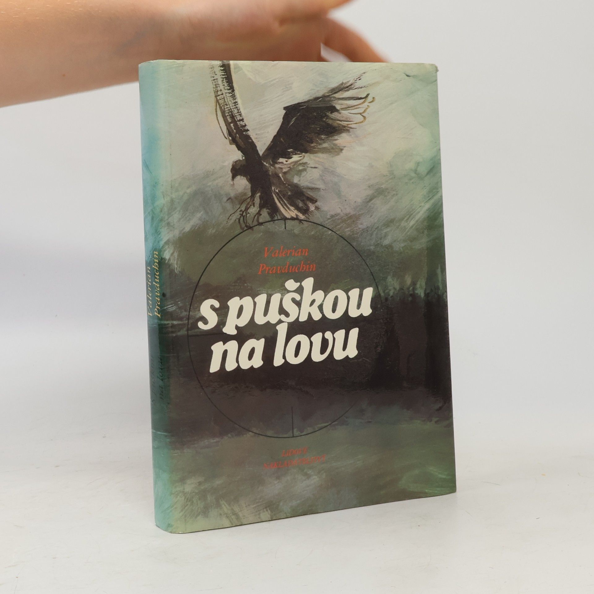 Zdeněk Netopil S puškou na lovu