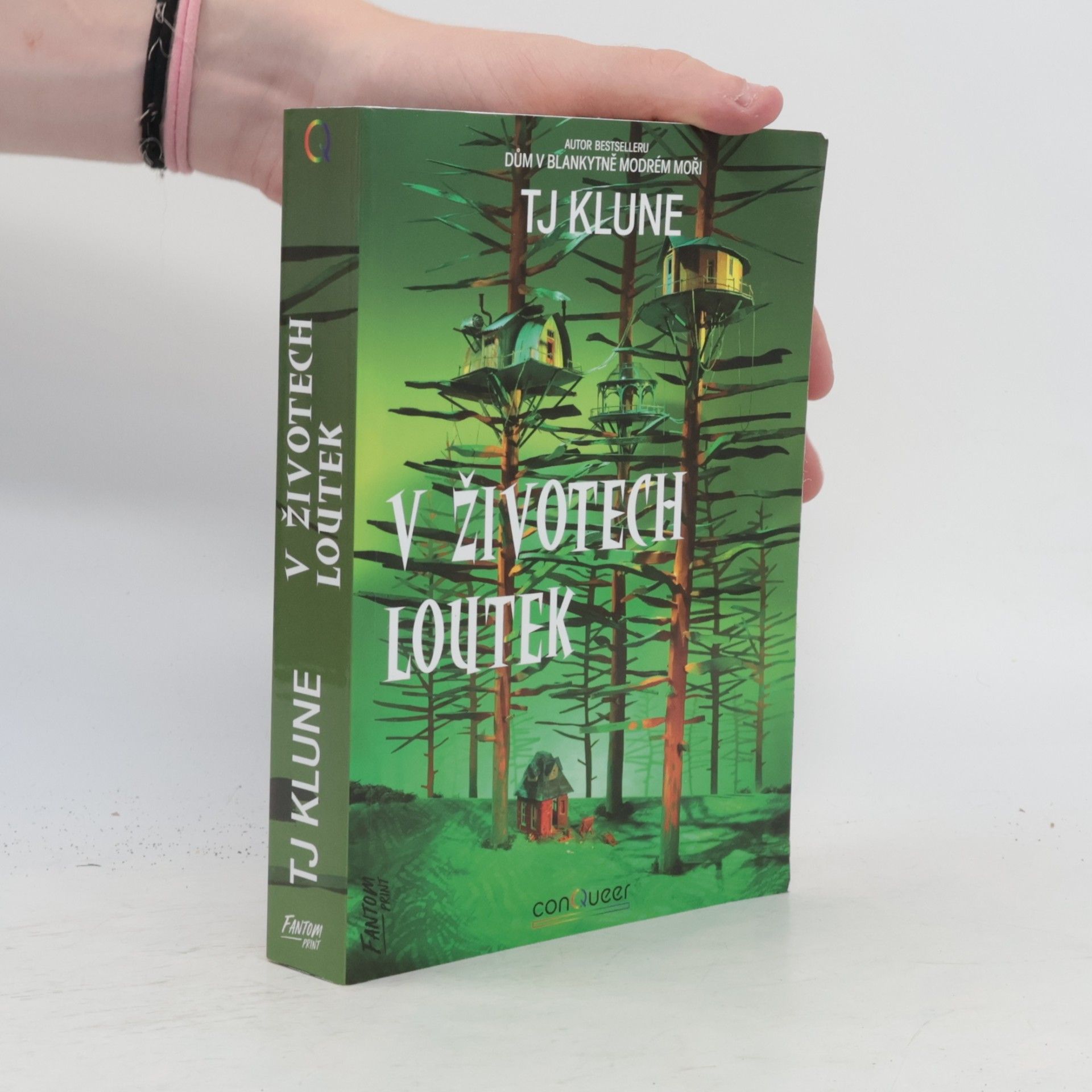 T.J. Klune V životech loutek