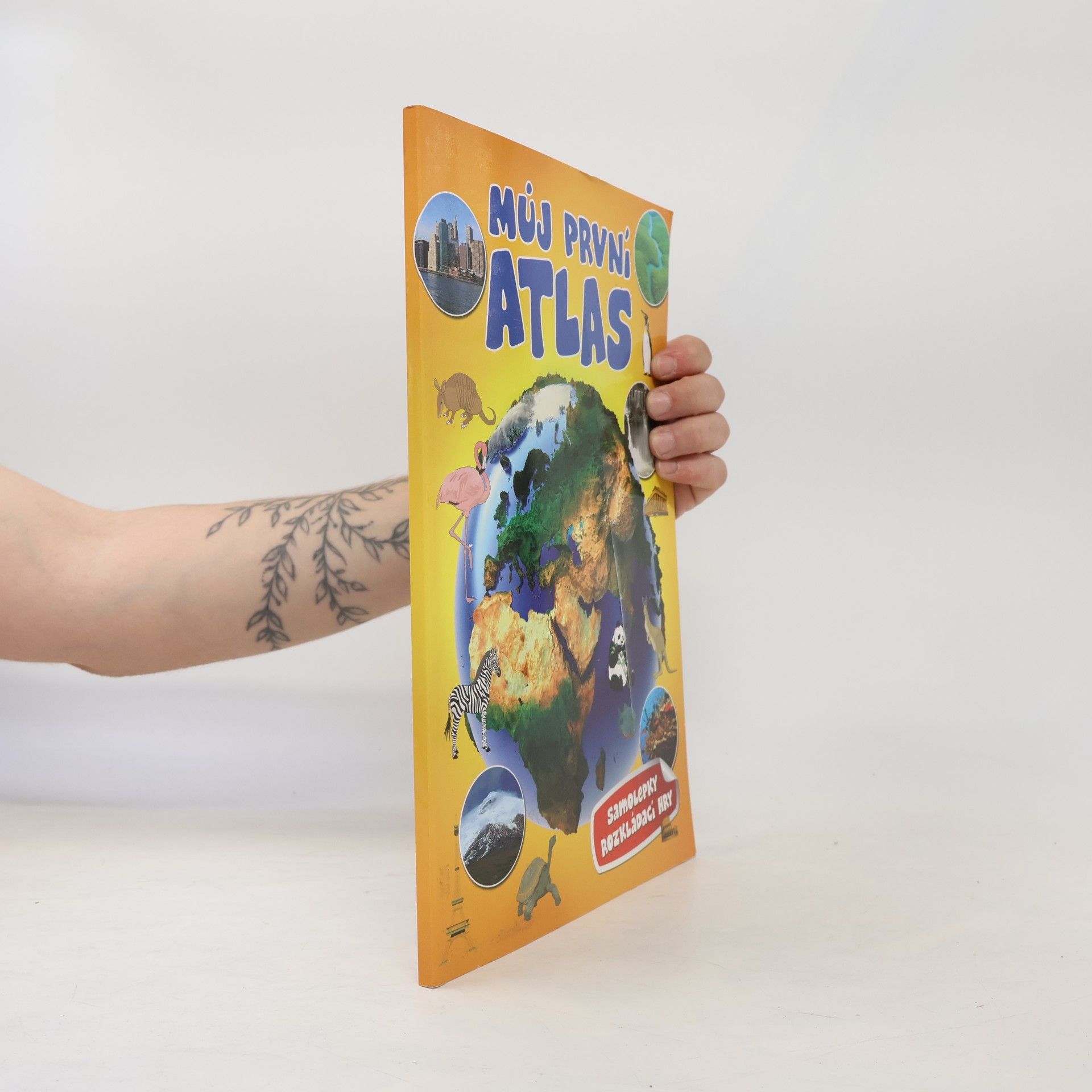 Jaroslav Synek Můj první atlas: Samolepky, rozkládací hry