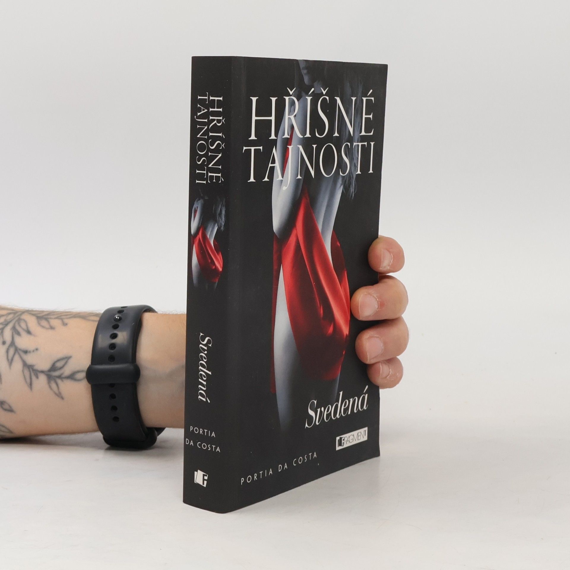 Hříšné tajnosti. Svedená