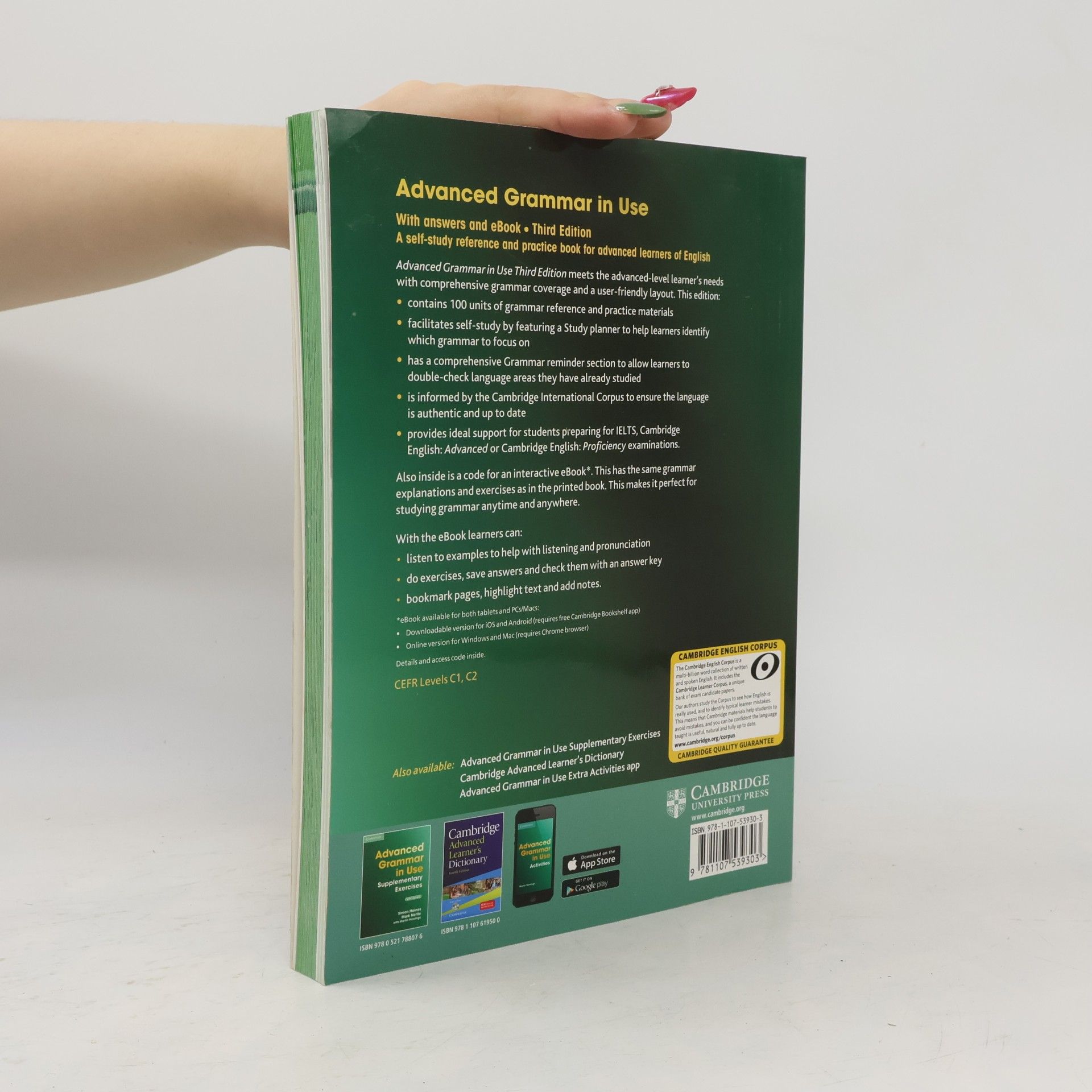 Martin Hewings Advanced grammar in use. A self-study reference and practice book for advanced learners of English.