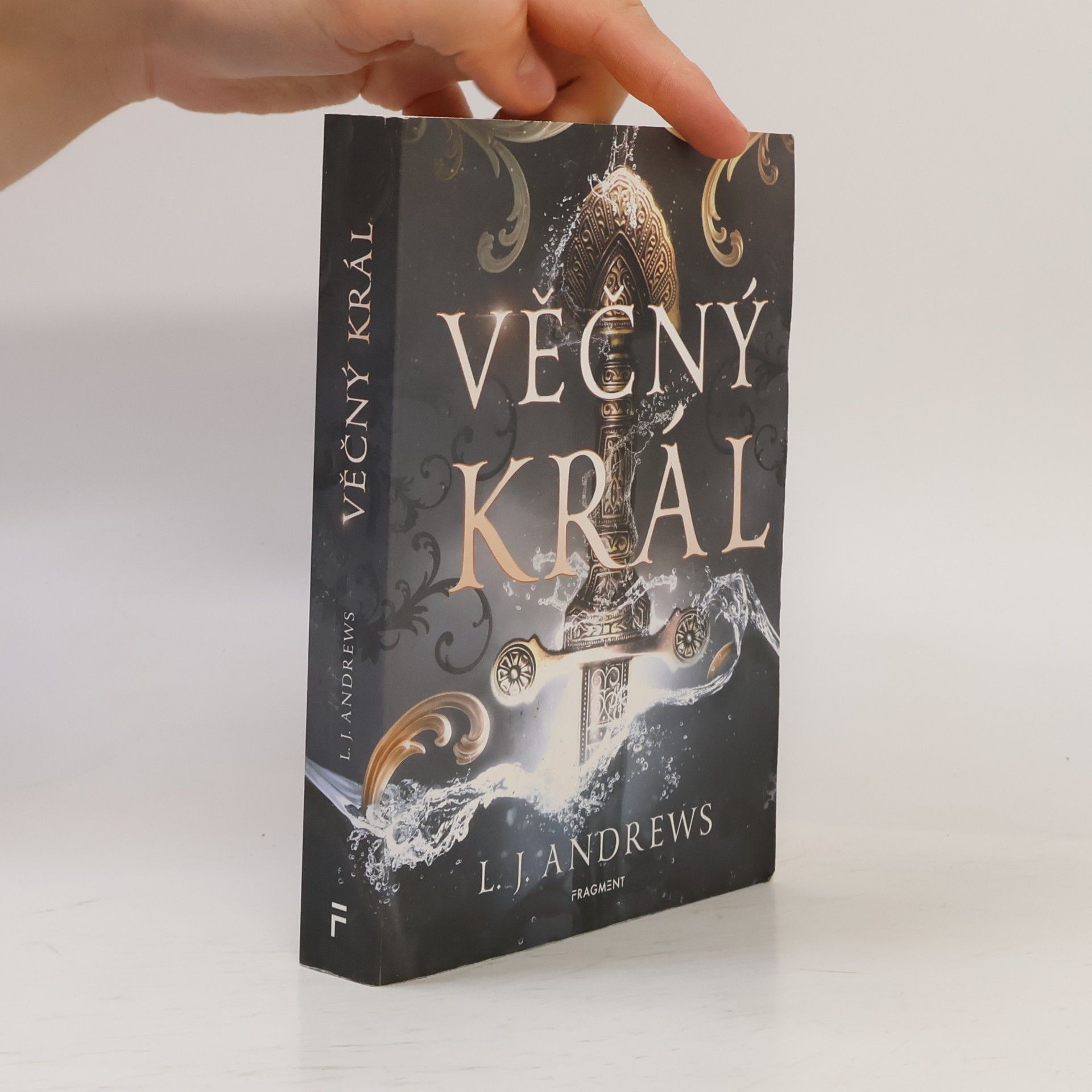 L. J. Andrews Věčný král