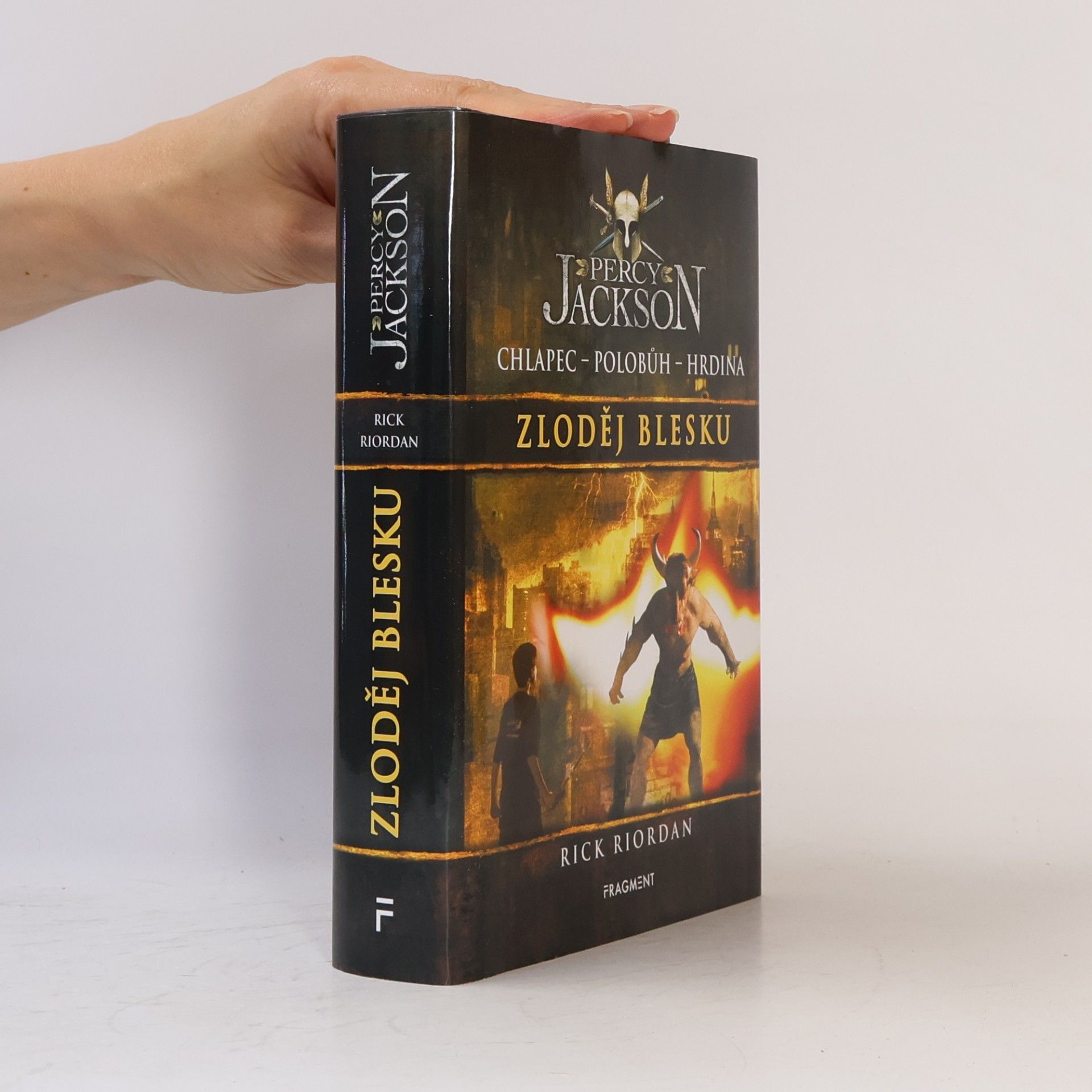 Rick Riordan Percy Jackson. Zloděj blesku