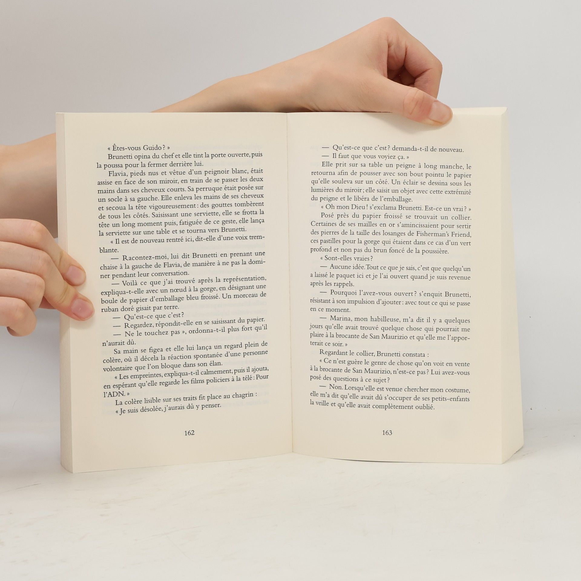 Donna Leon Brunetti en trois actes