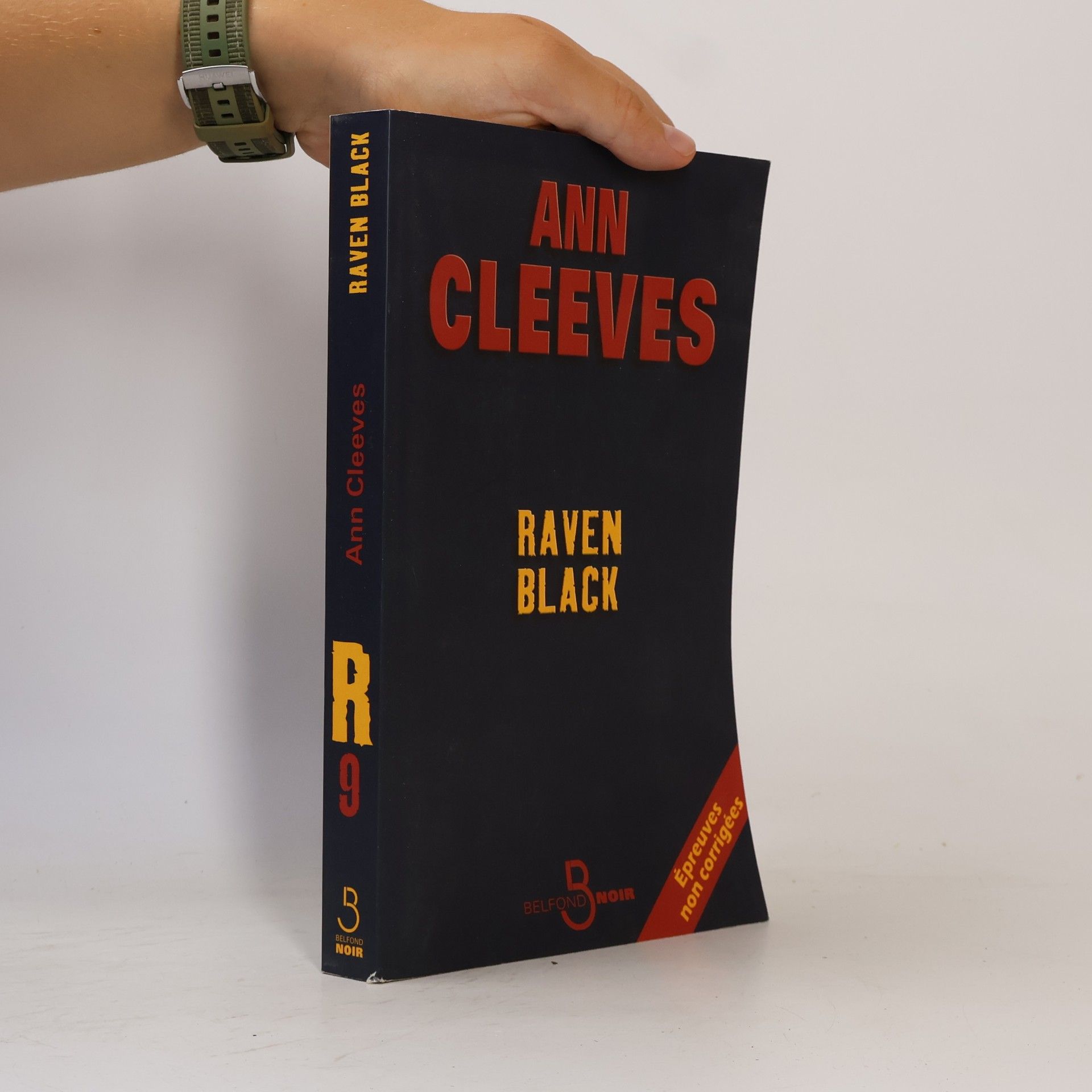 Ann Cleeves Raven Black