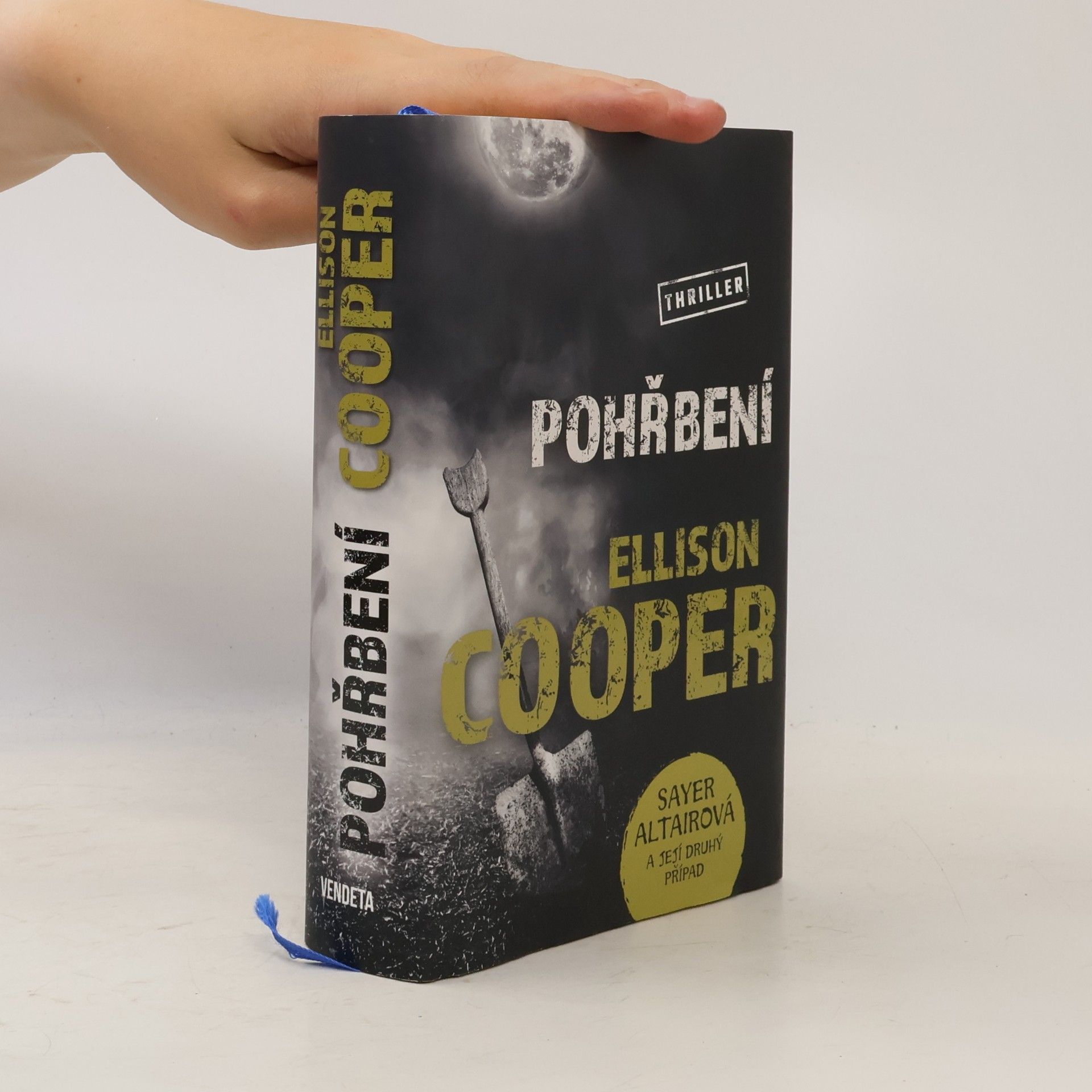 Ellison Cooper Pohřbení