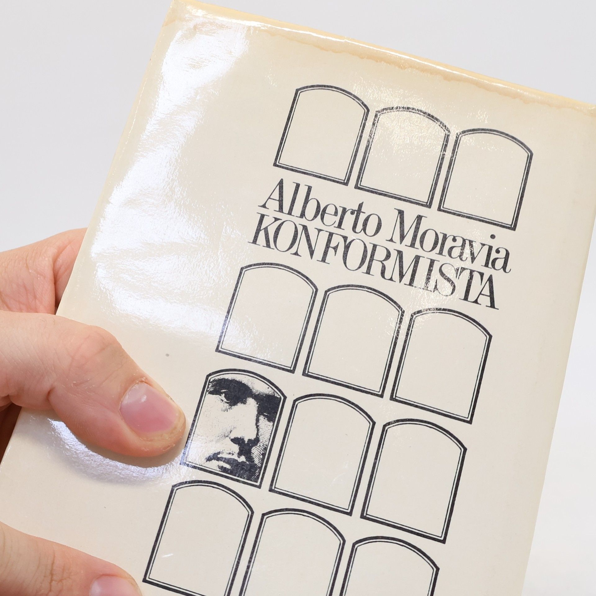 Alberto Moravia Konformista