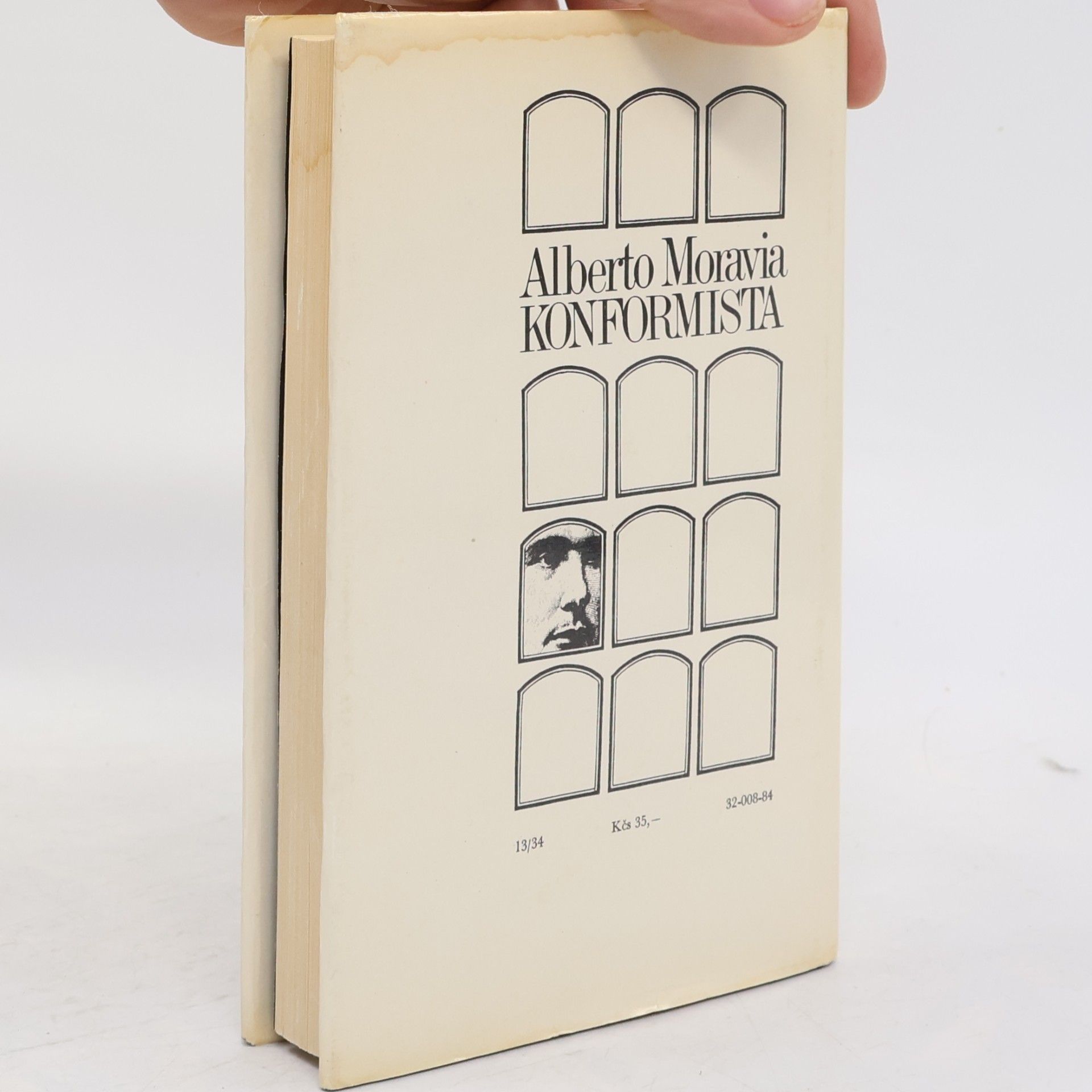 Alberto Moravia Konformista