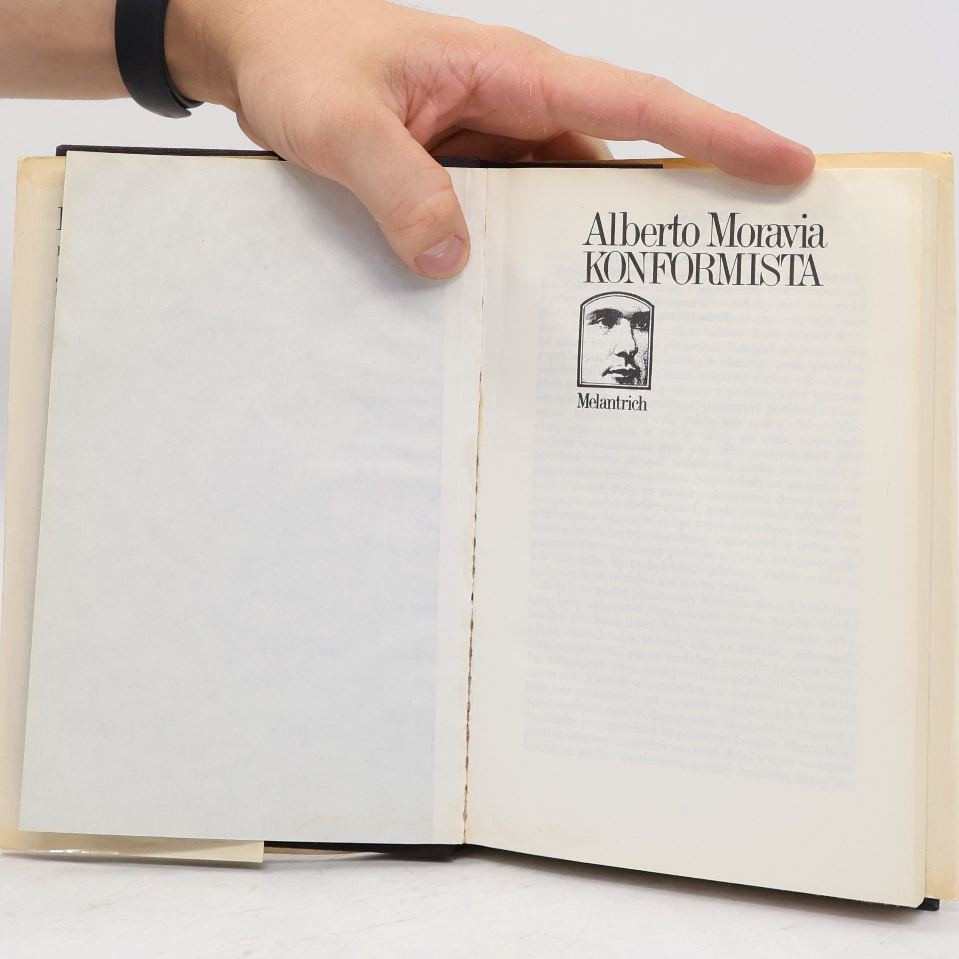 Alberto Moravia Konformista