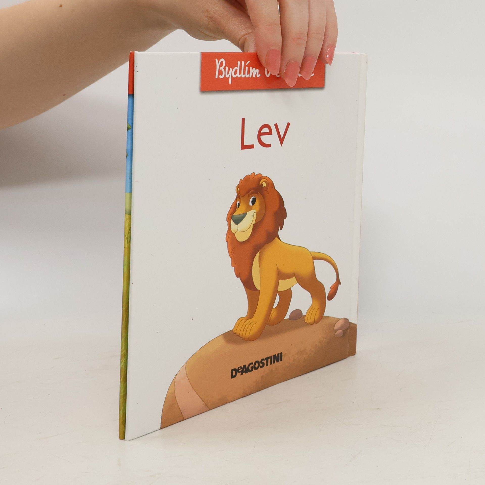 Various authors Svět divokých zvířat. Lev