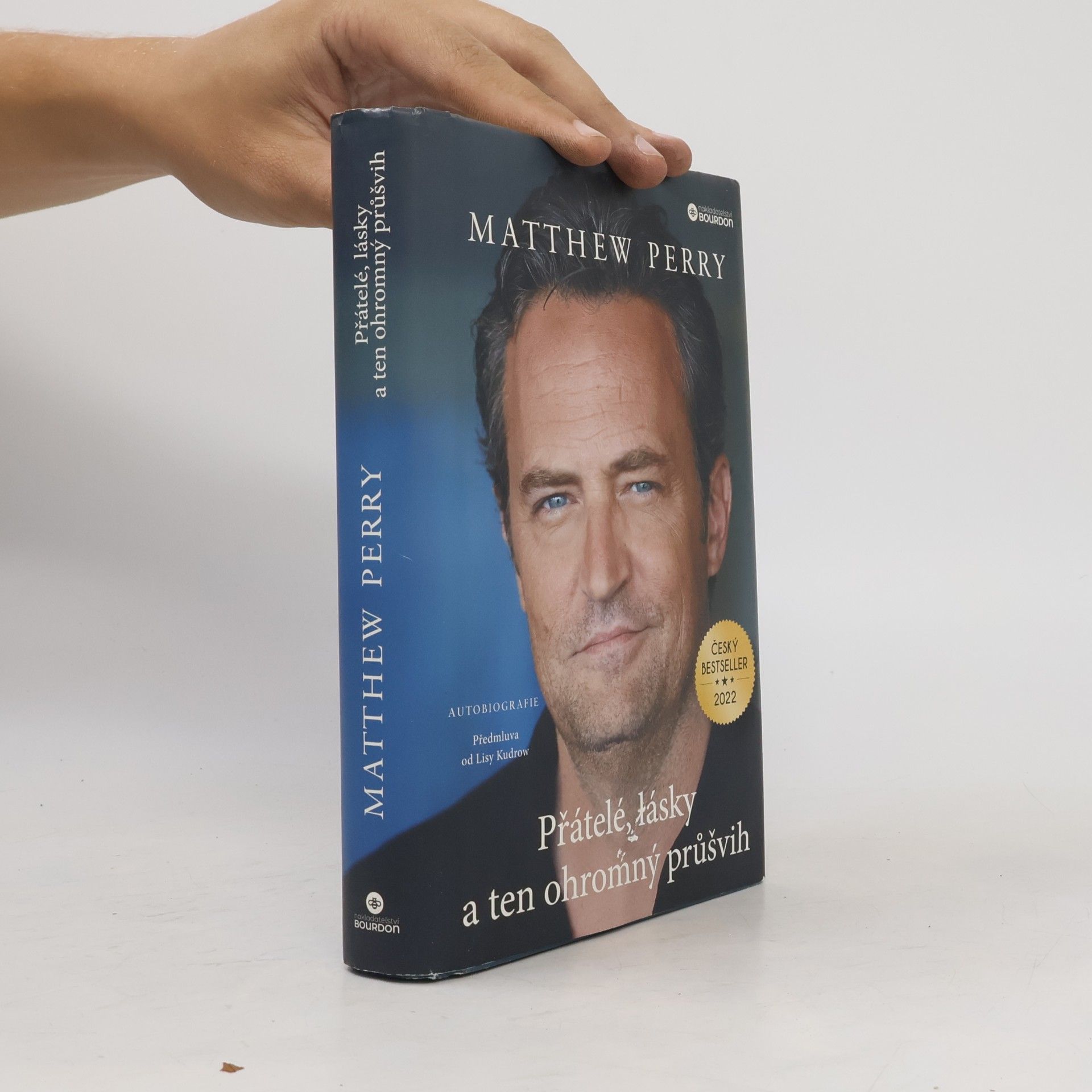 Matthew Perry Přátelé, lásky a ten ohromný průšvih