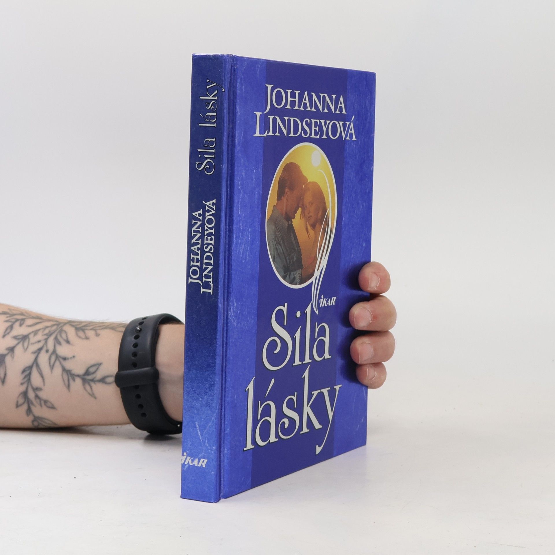Johanna Lindsey Sila lásky
