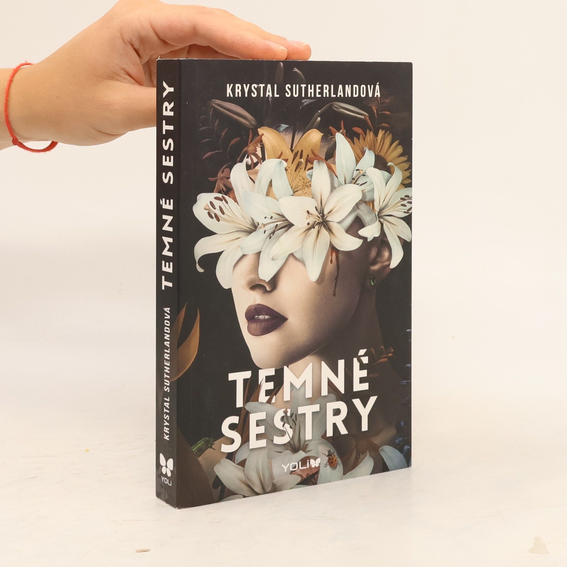 Krystal Sutherland Temné sestry