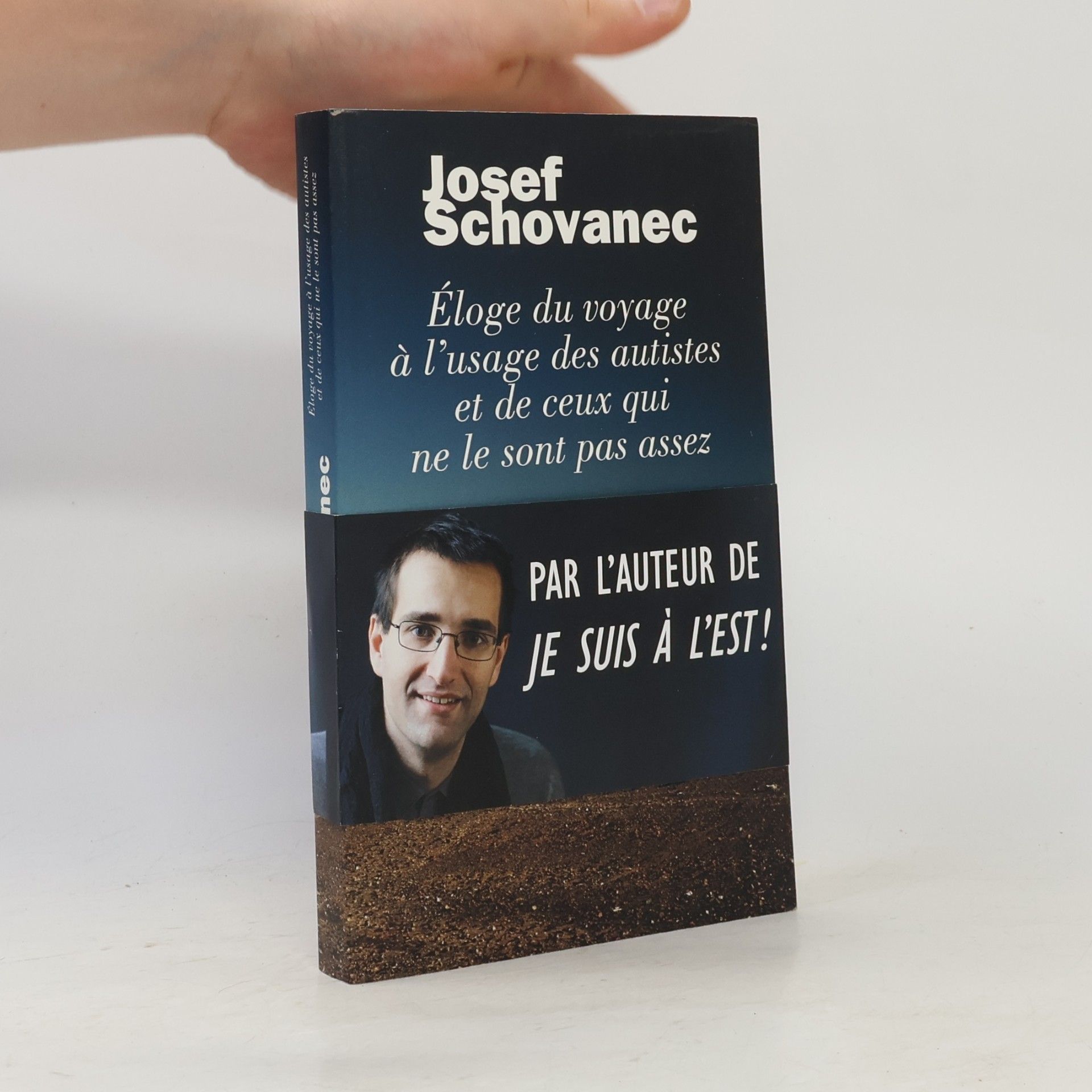 Éloge du voyage à l'usage des autistes et de ceux qui ne le sont pas assez