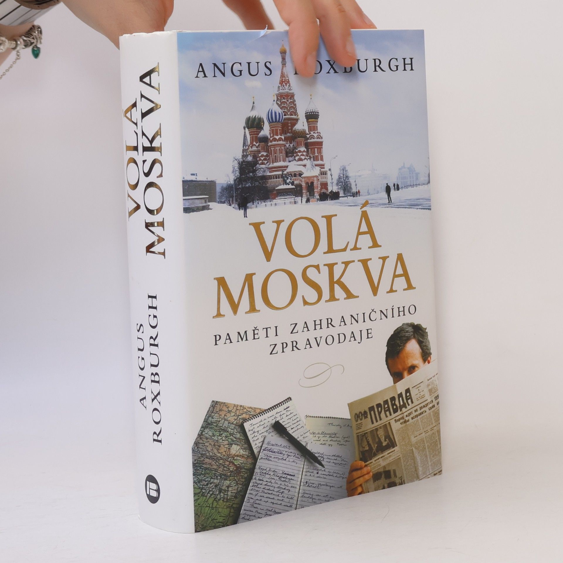 Angus Roxburgh Volá Moskva