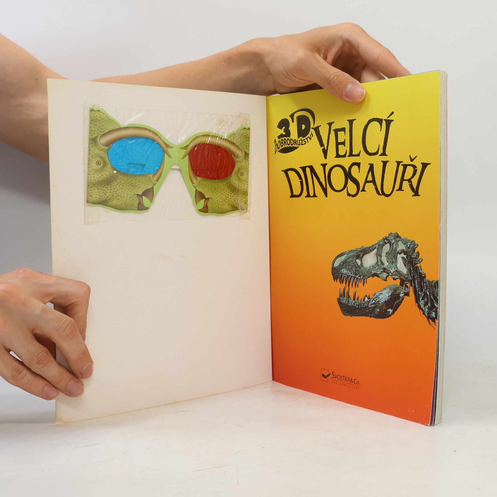 Kolektiv autorů Velcí dinosauři - 3D dobrodružství
