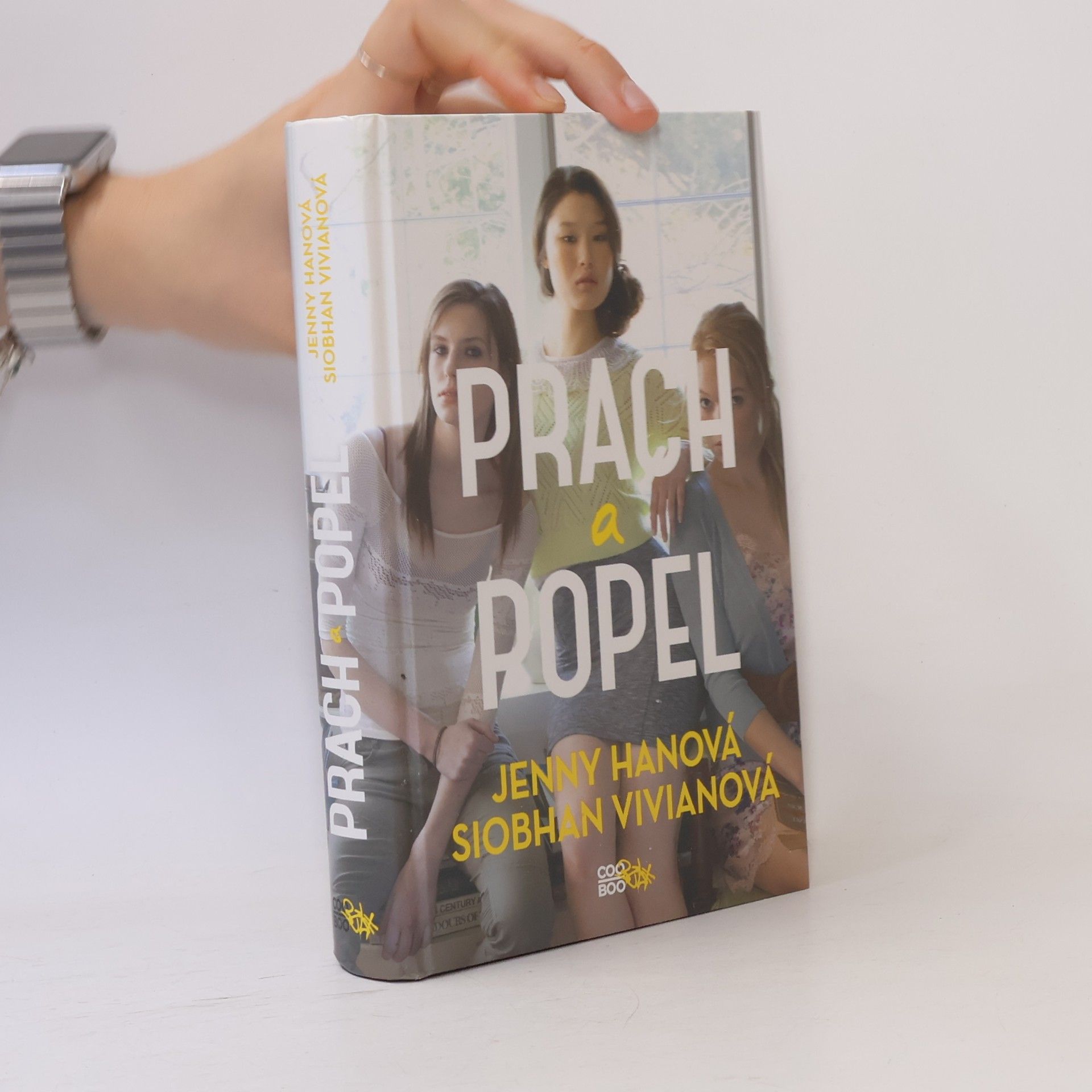 Jenny Han Prach a popel