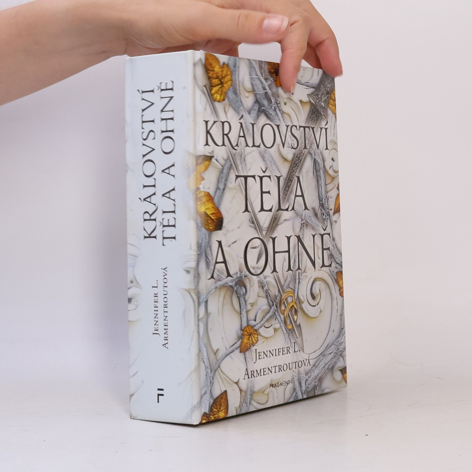 Jennifer L. Armentrout Království těla a ohně