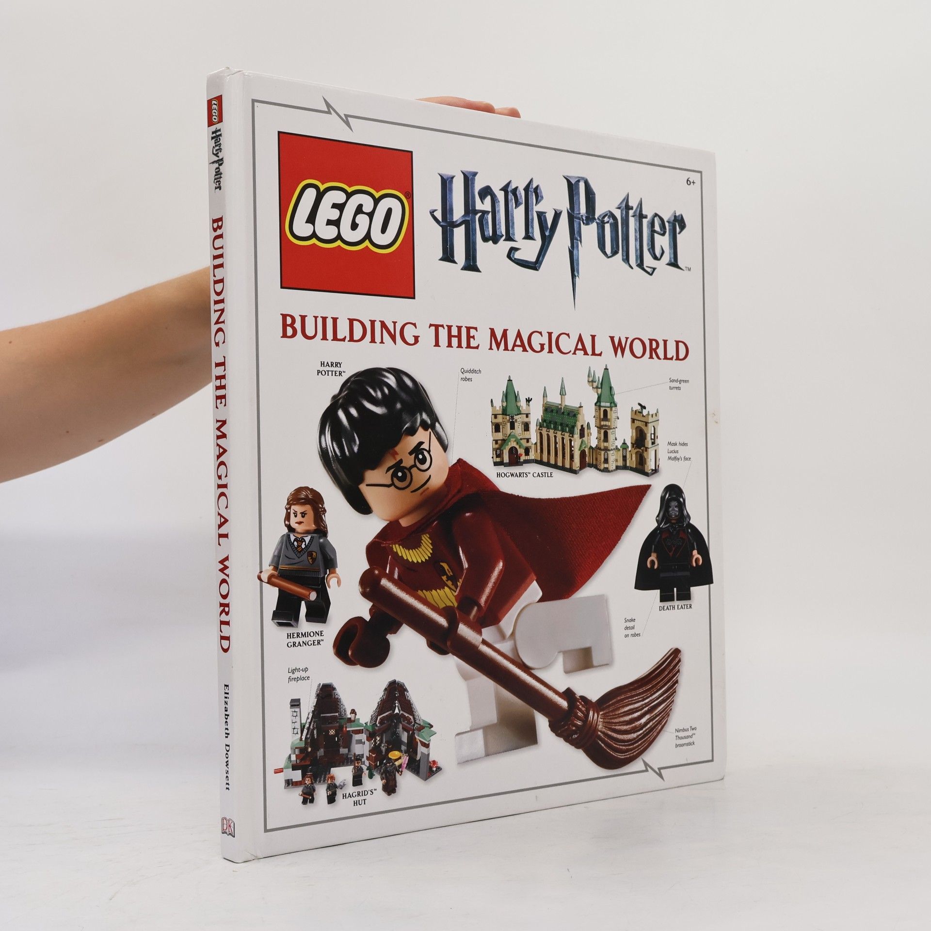 Elizabeth Dowsett LEGO Harry Potter: Building The Magical World