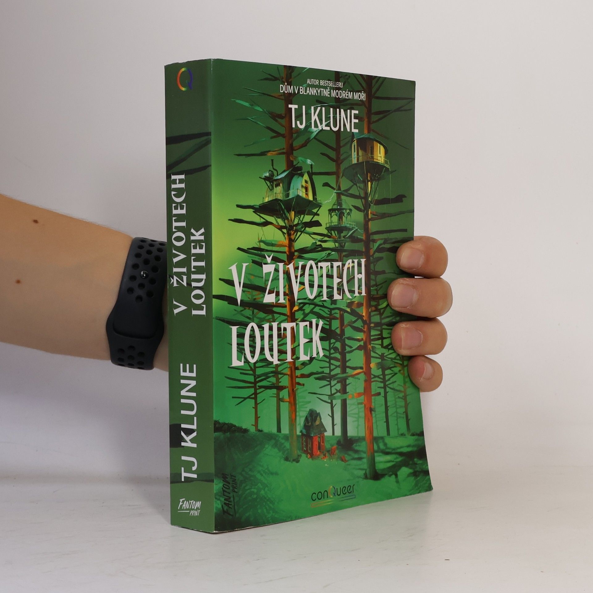 TJ Klune V životech loutek
