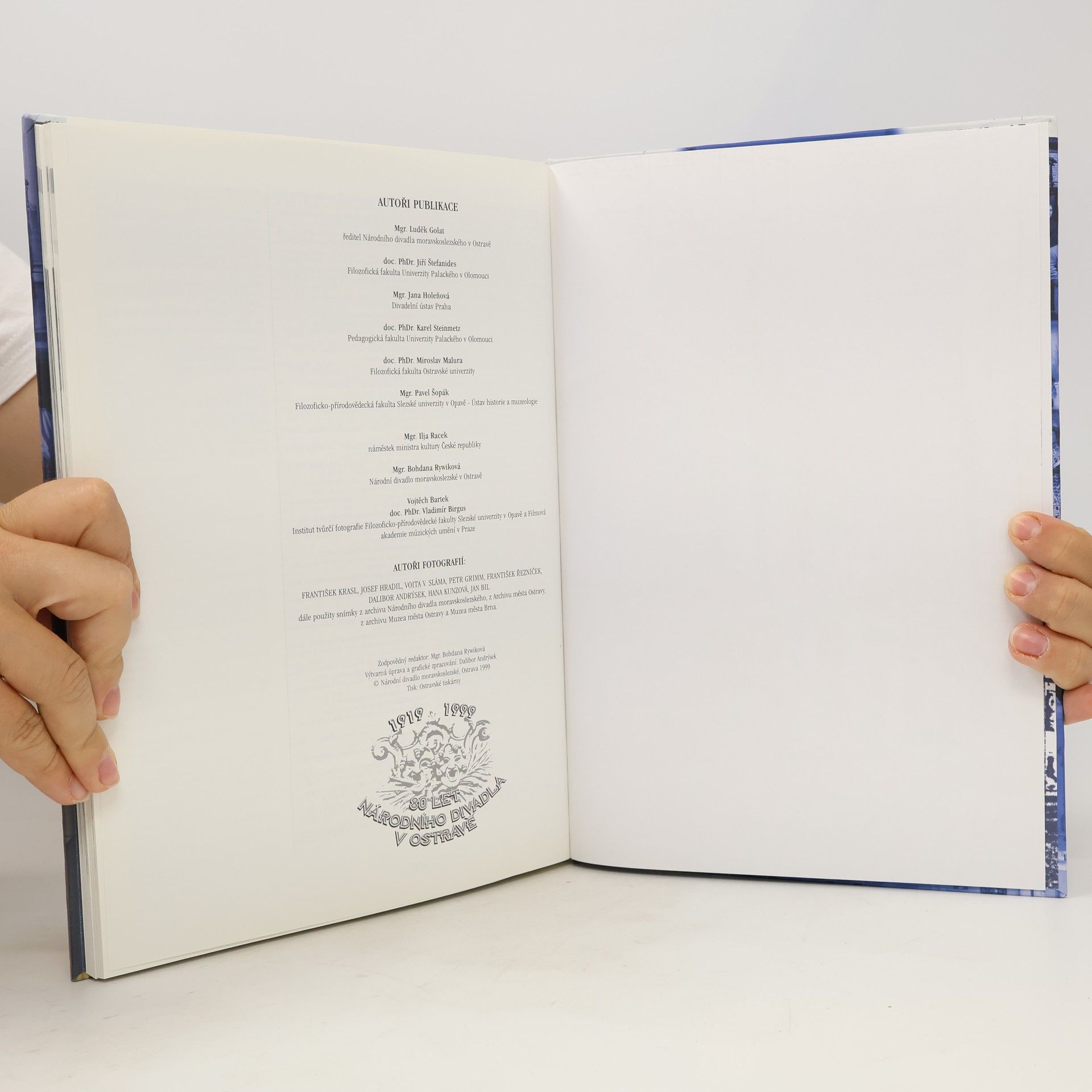Autorenkollektiv 1919-1999 : almanach Národního divadla moravskoslezského 80 let Národního divadla v Ostravě