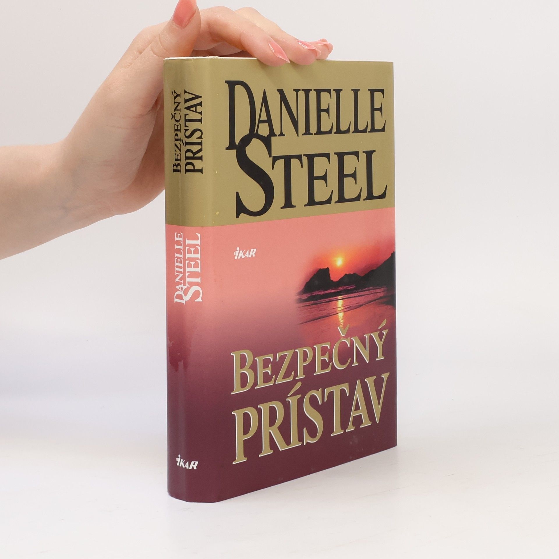 Danielle Steelová Bezpečný prístav