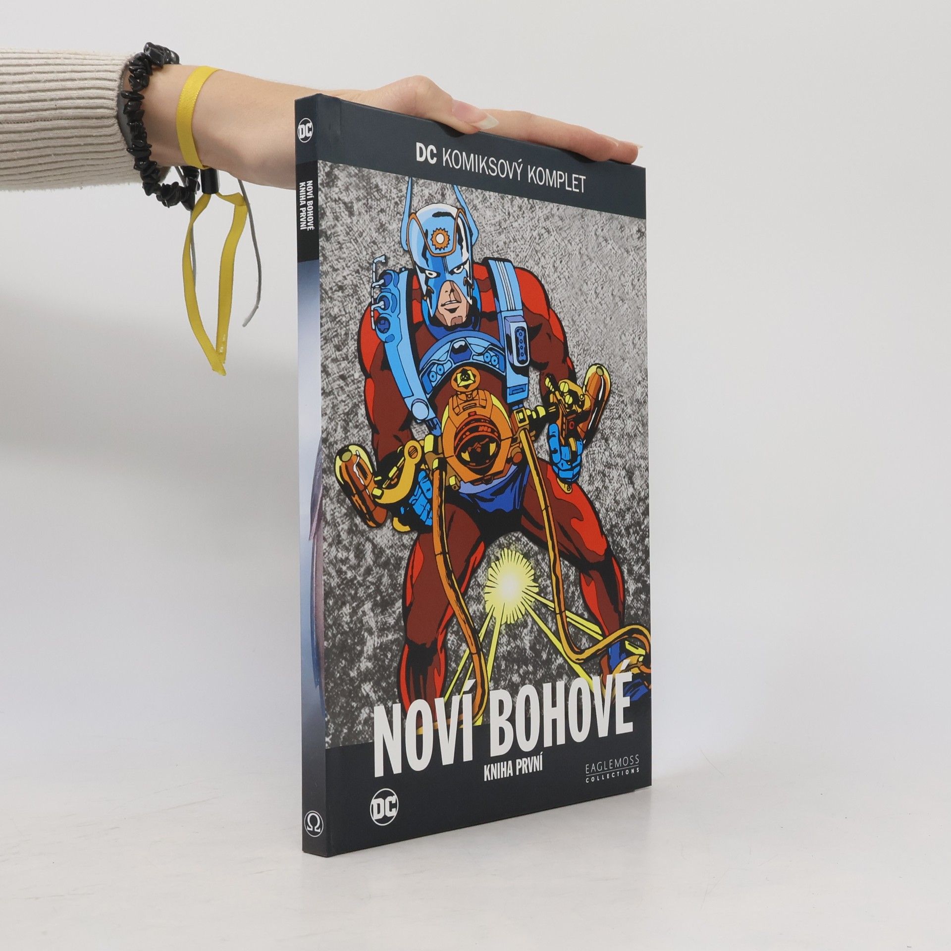 Kolektiv autorů Noví bohové. Kniha první