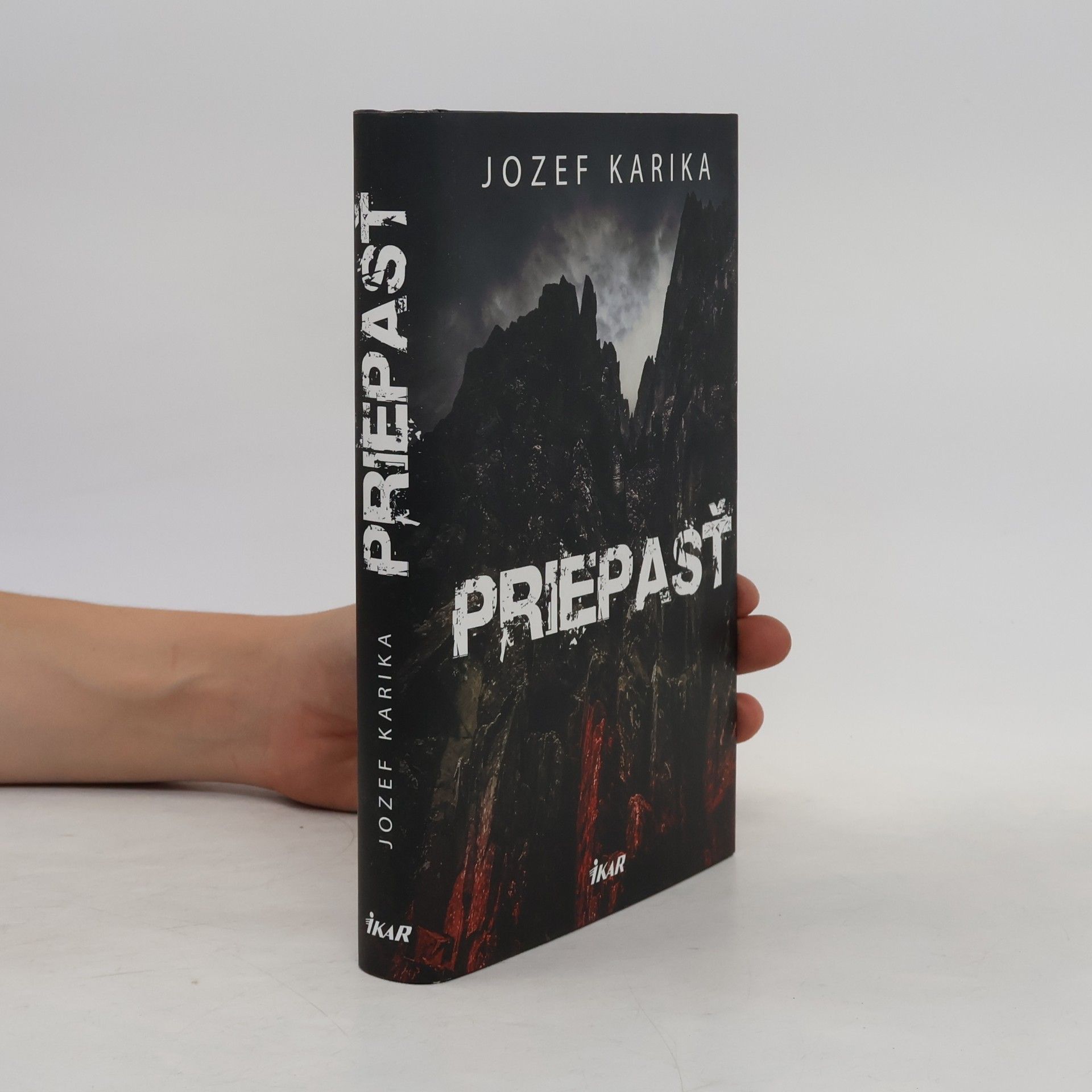 Jozef Karika Priepasť