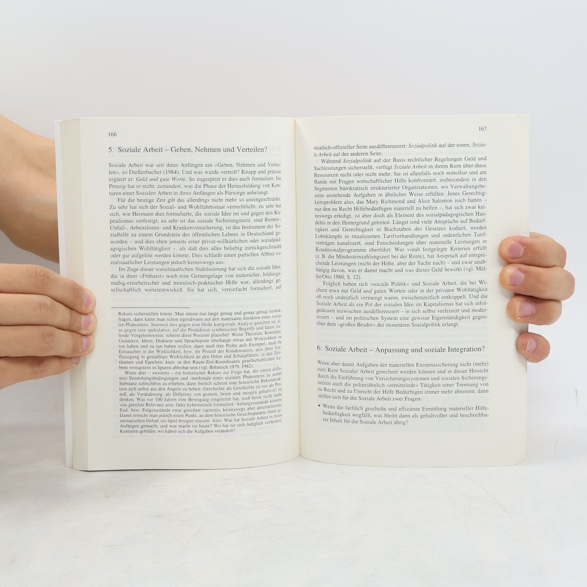 Thomas Rauschenbach Das sozialpädagogische Jahrhundert. Analysen zur Entwicklung sozialer Arbeit in der Moderne