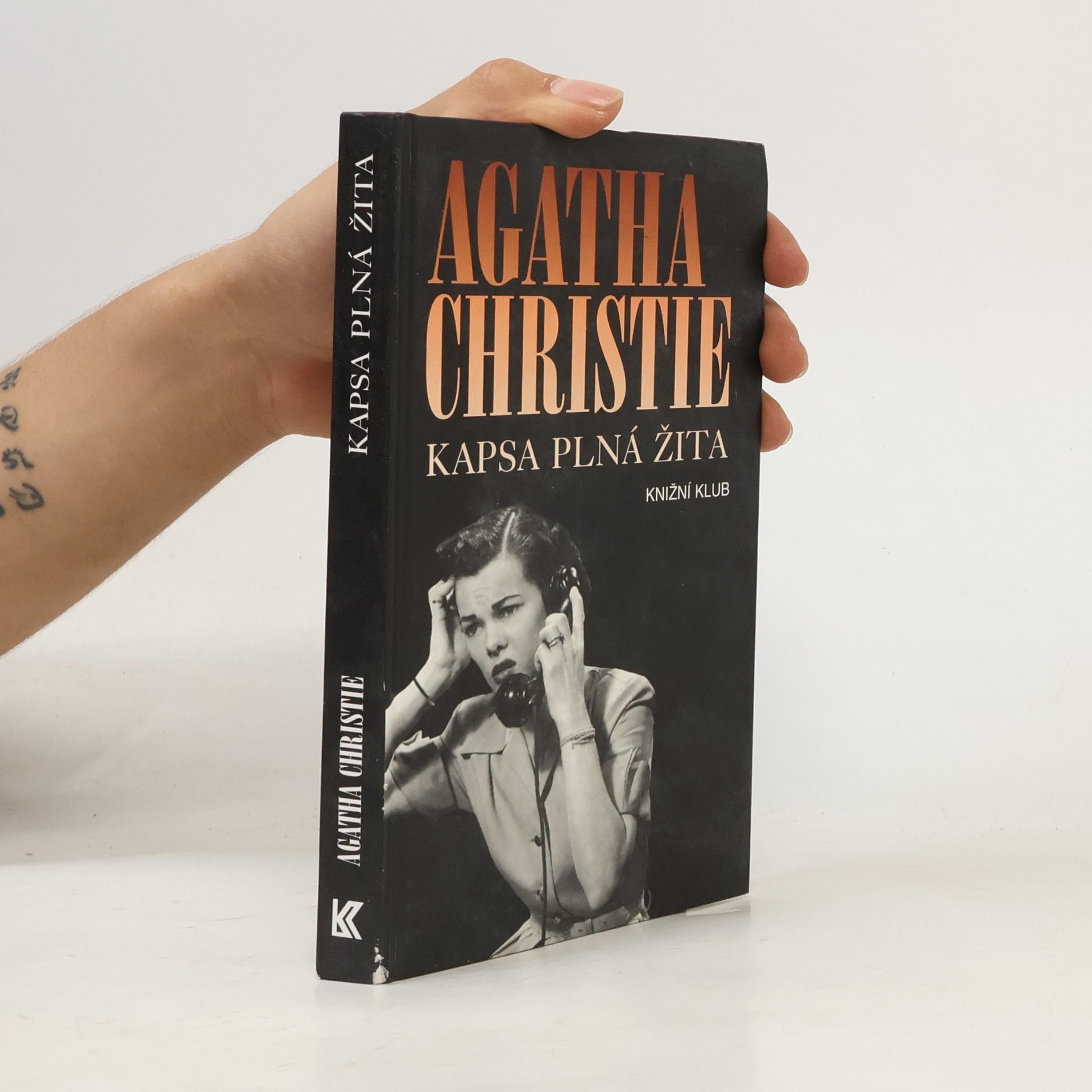 Agatha Christie Kapsa plná žita