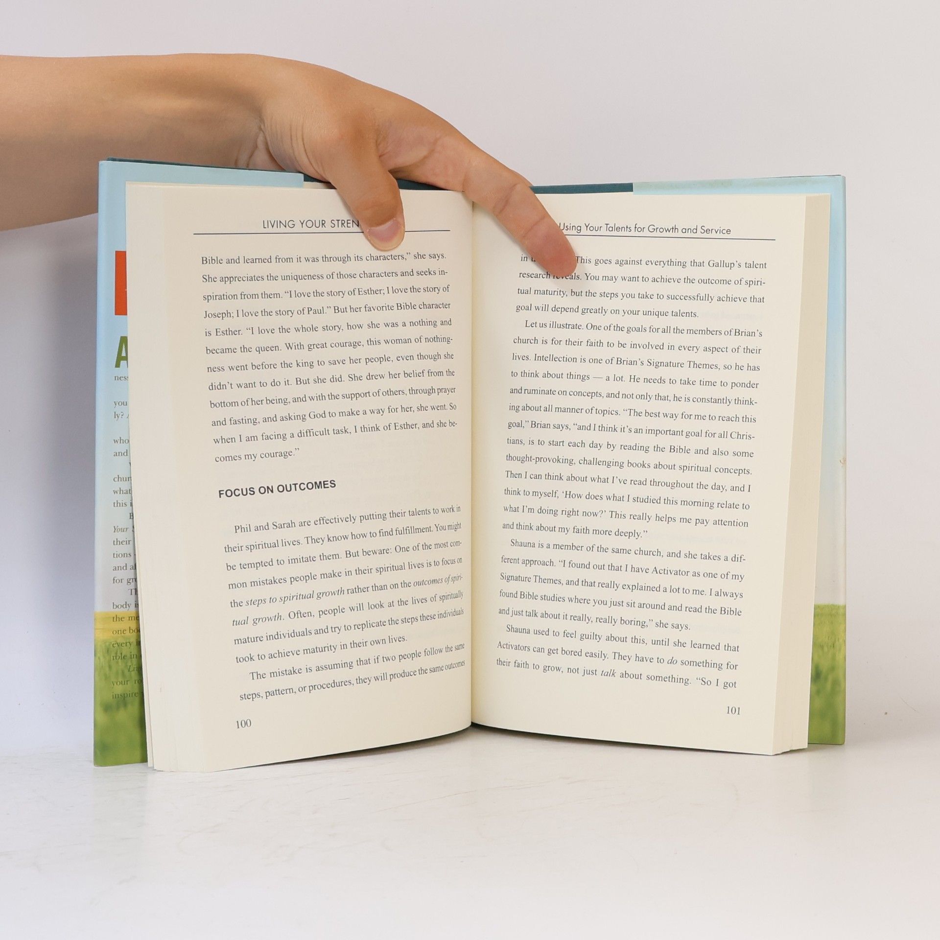 Various authors Living Your Strengths