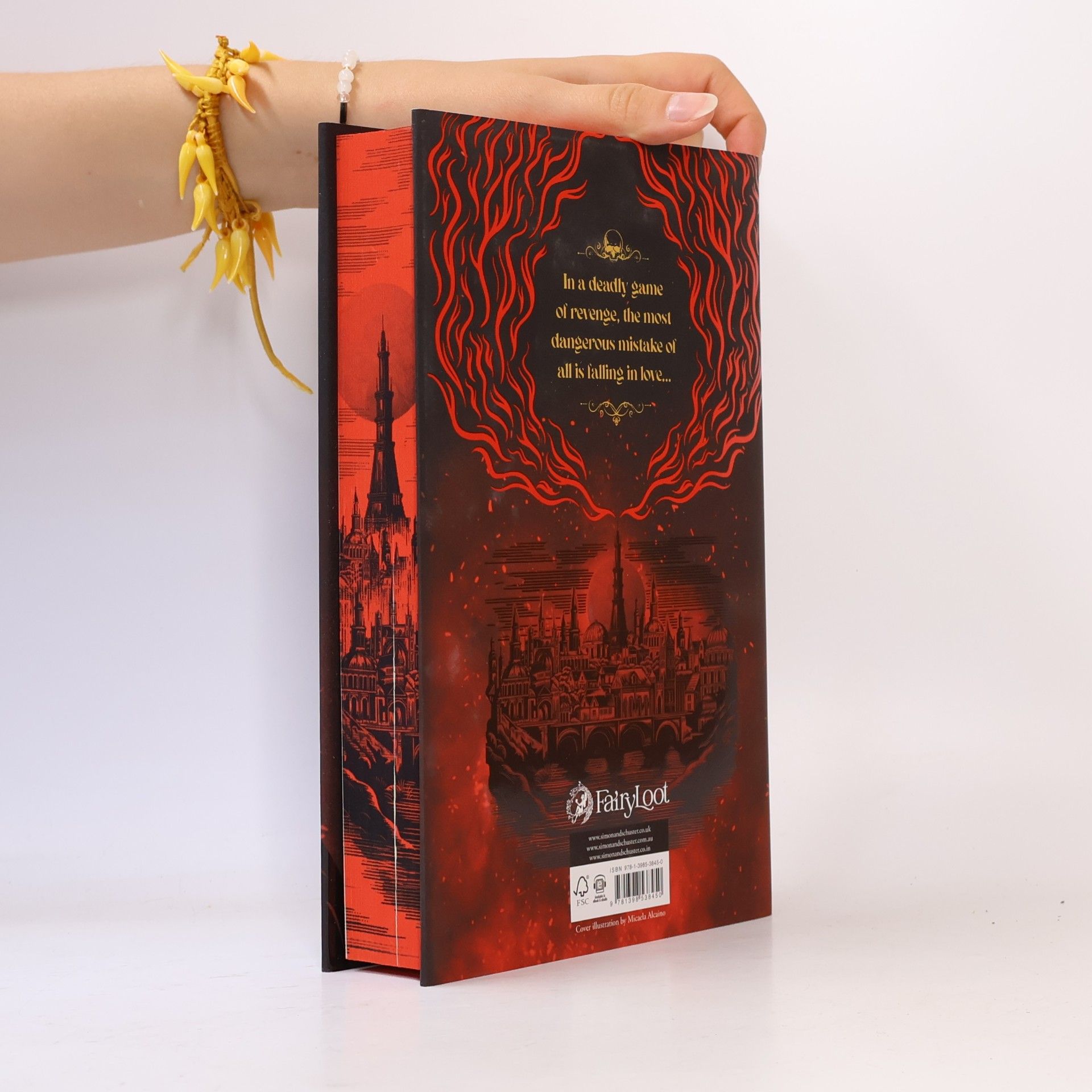 Catherine Doyle The City Of Fantome: The Dagger and the Flame