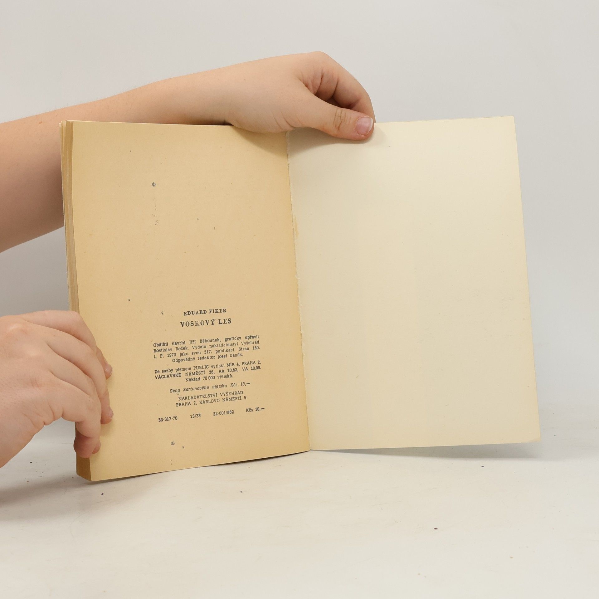 Eduard Fiker Voskový les