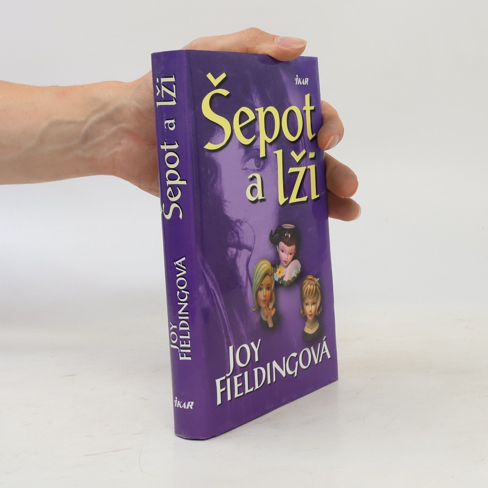 Joy Fielding Šepot a lži