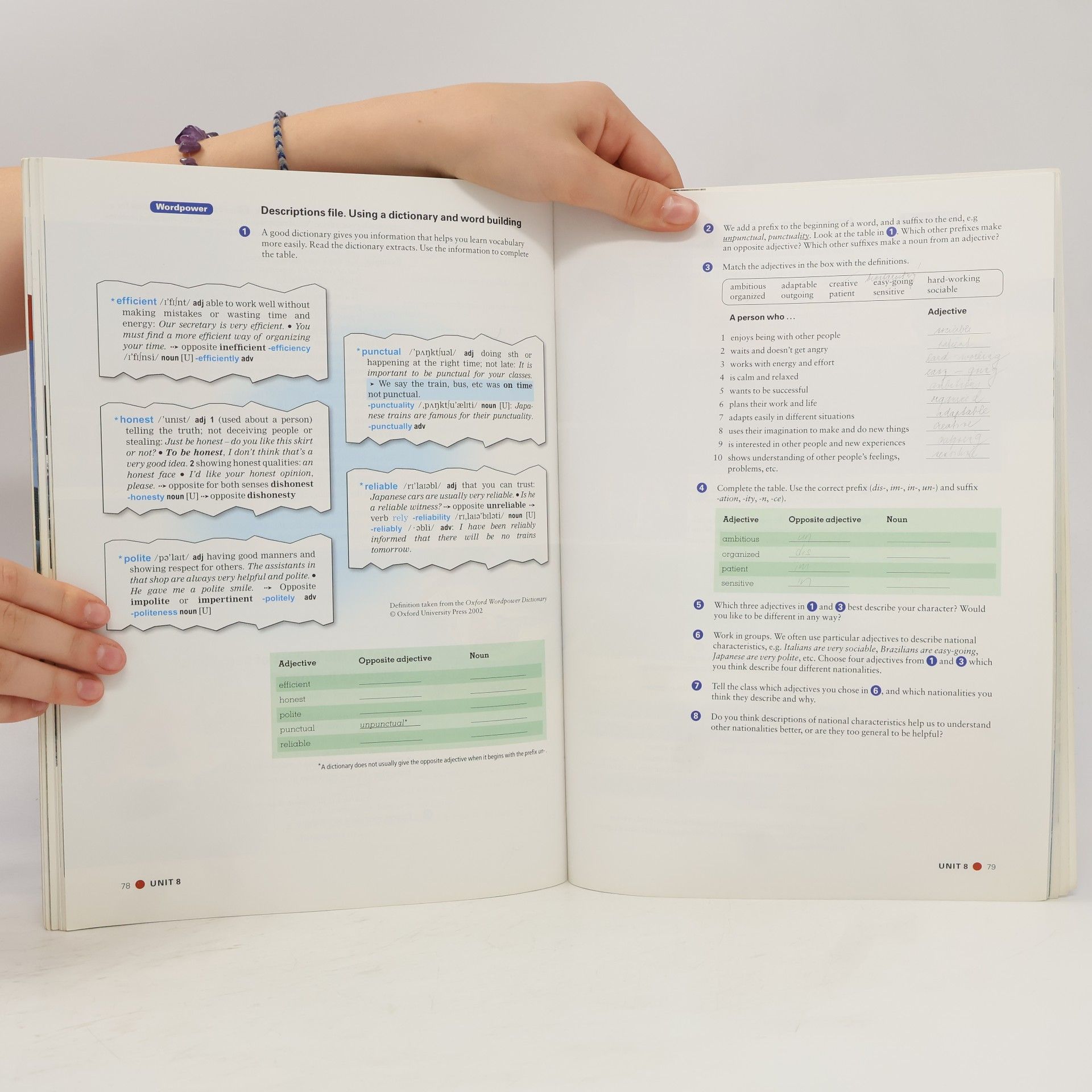 Liz Taylor International express. Pre-intermediate. Student's book
