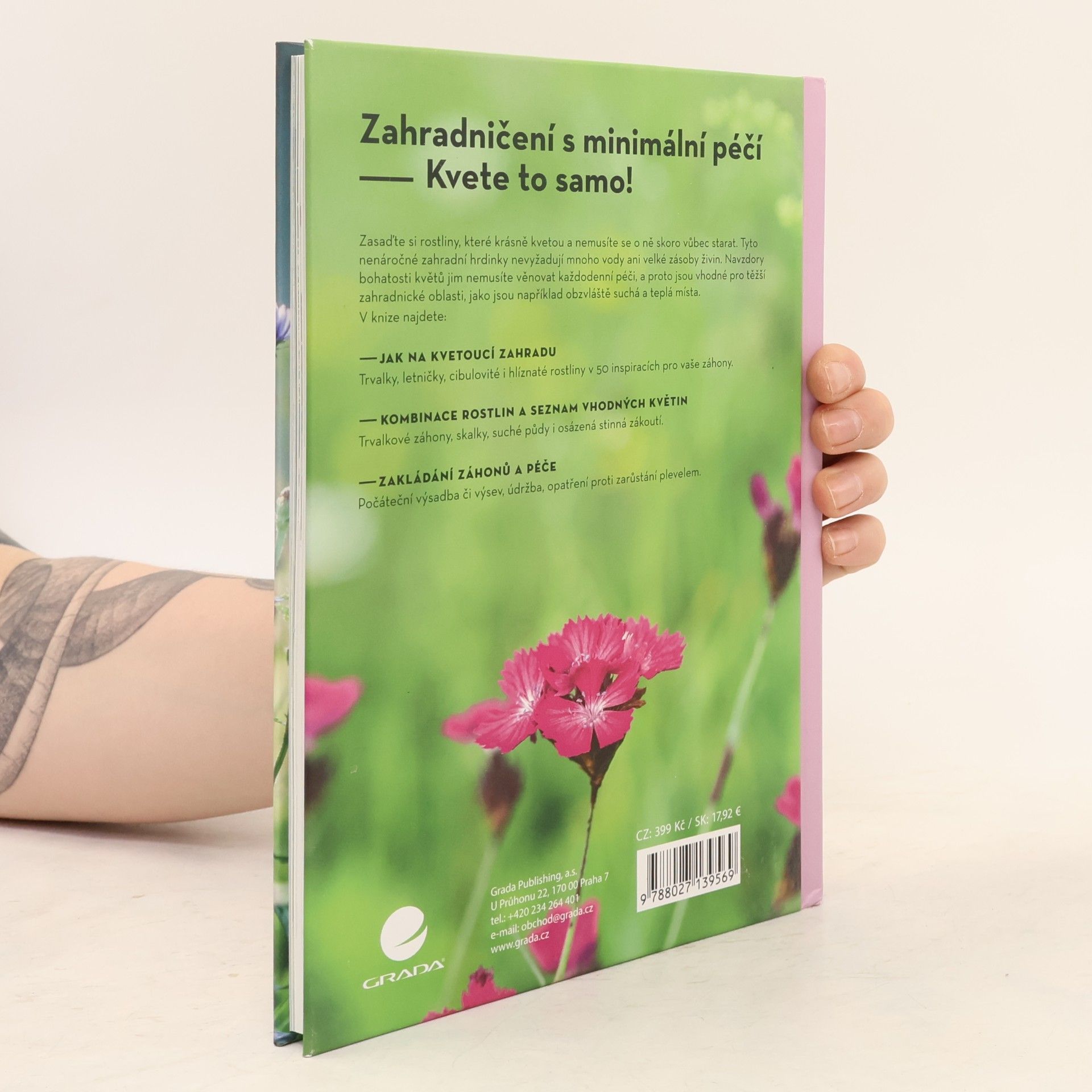 Simone Kern Bezúdržbová zahrada - Kvetoucí záhony s minimem údržby