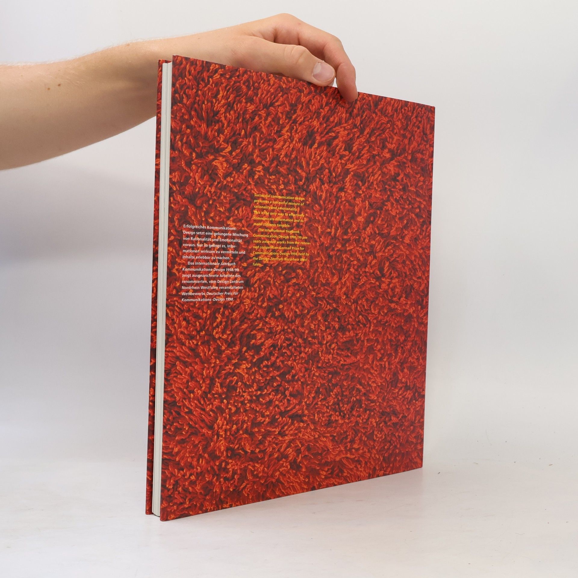 Peter Zec International Yearbook of Communication Design