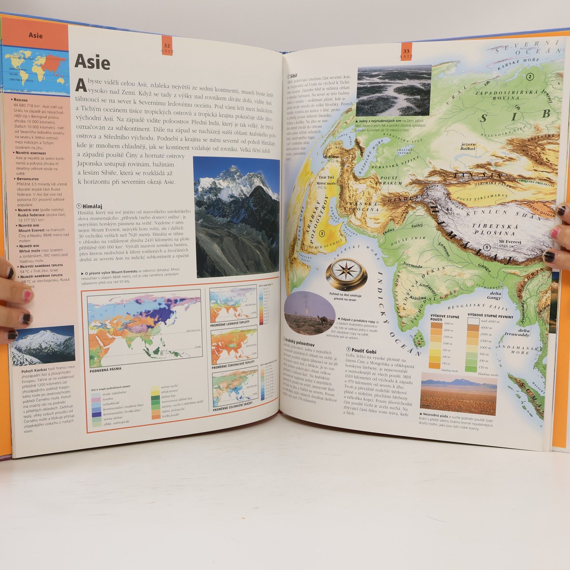 Sean Connolly 3D atlas Země