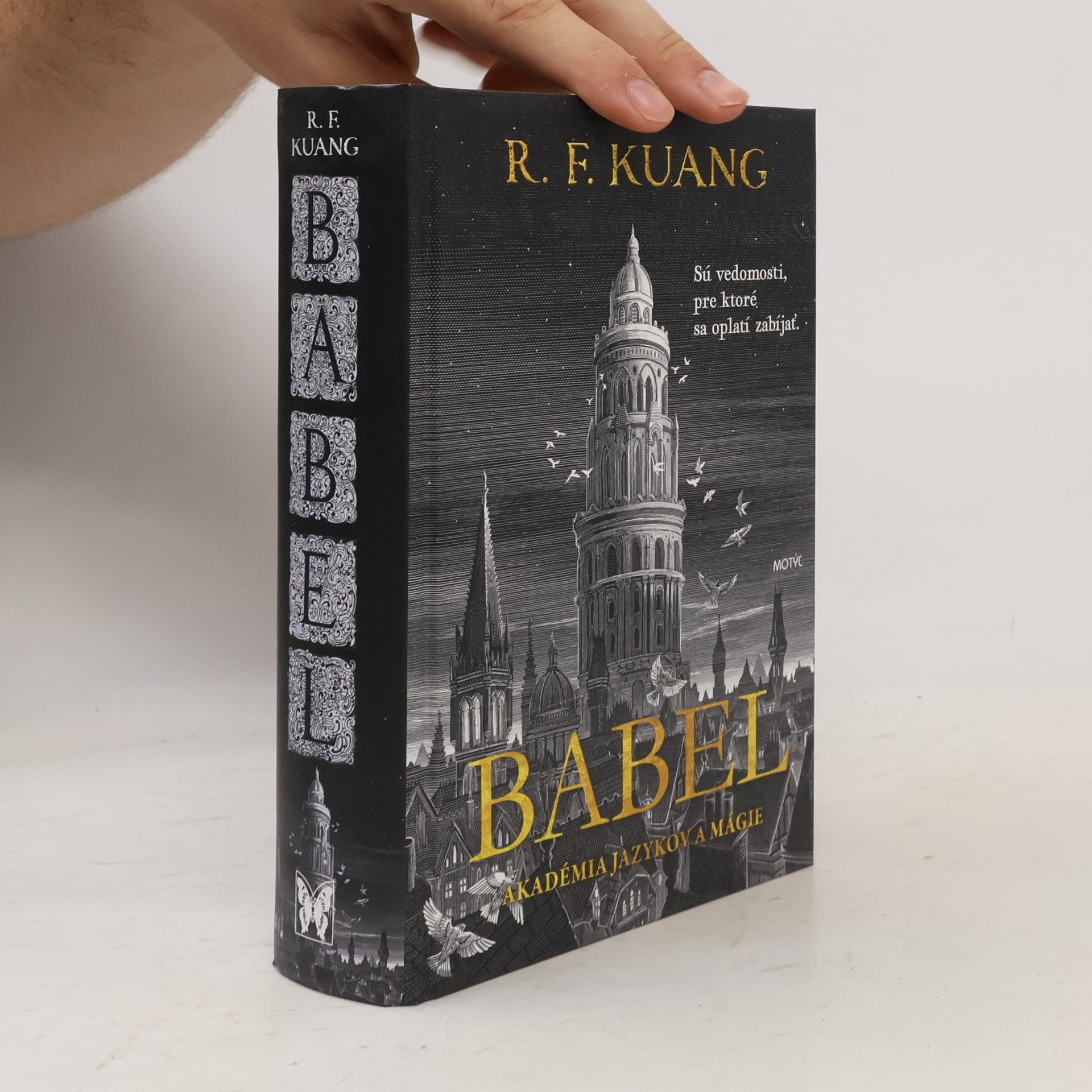 Rebecca Kuang Babel. Akadémia jazykov a mágie