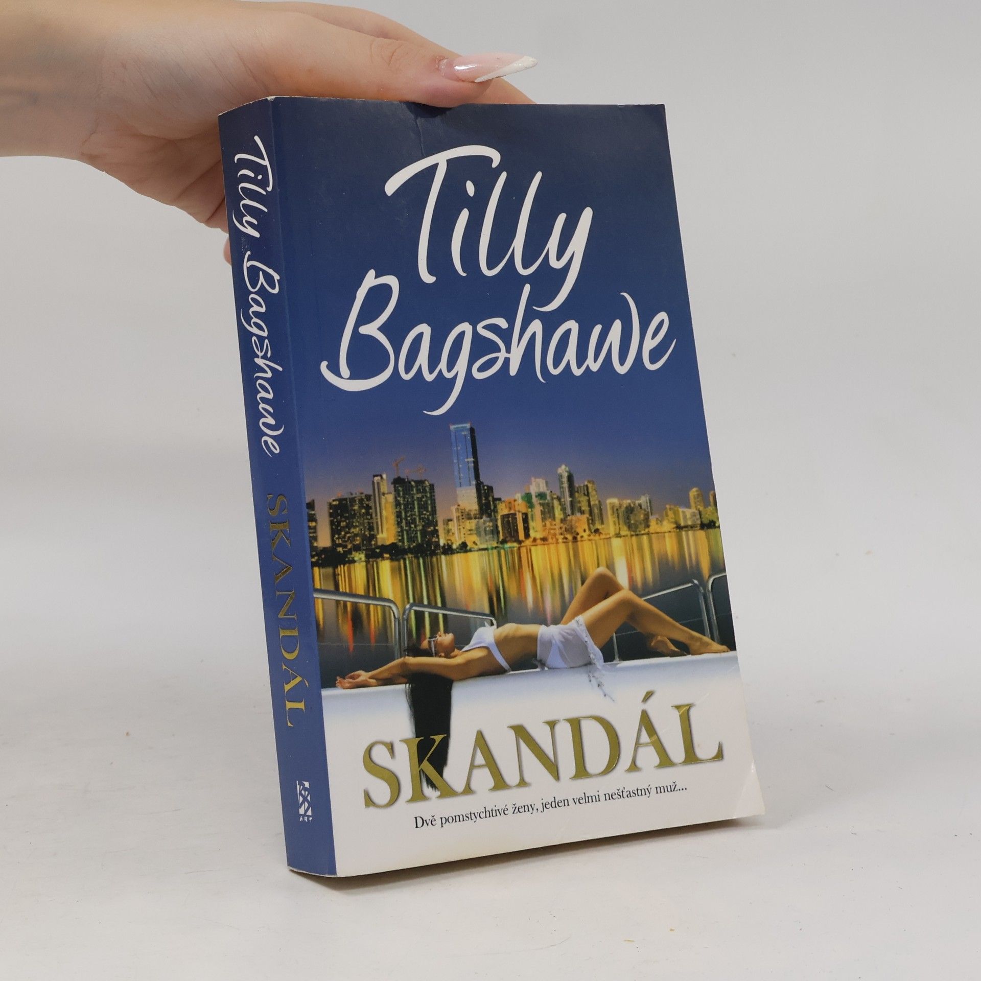 Tilly Bagshawe Skandál
