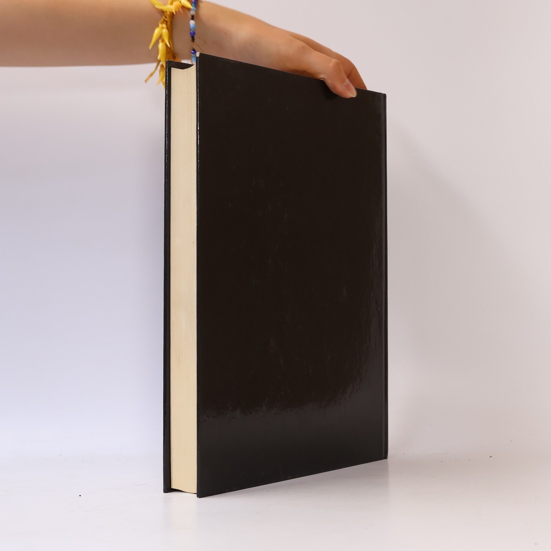 Various authors Erster gemeinsamer Bericht über die historischen Zentren. Prvi zajednički izvještaj o povijesnim središtima. Primo rapporto comune sui centri storici. Prvo skupno poročilo o zgodovinskih središčih