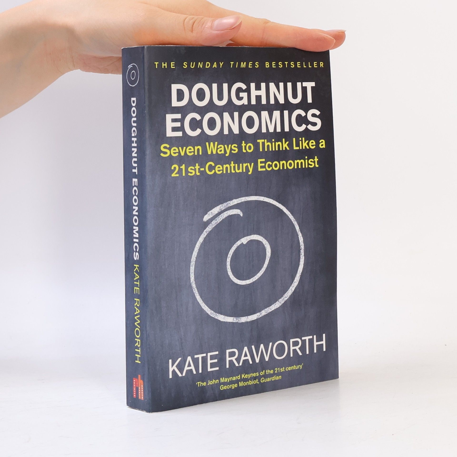 Doughnut economics : seven ways to think line a 21st-century economist