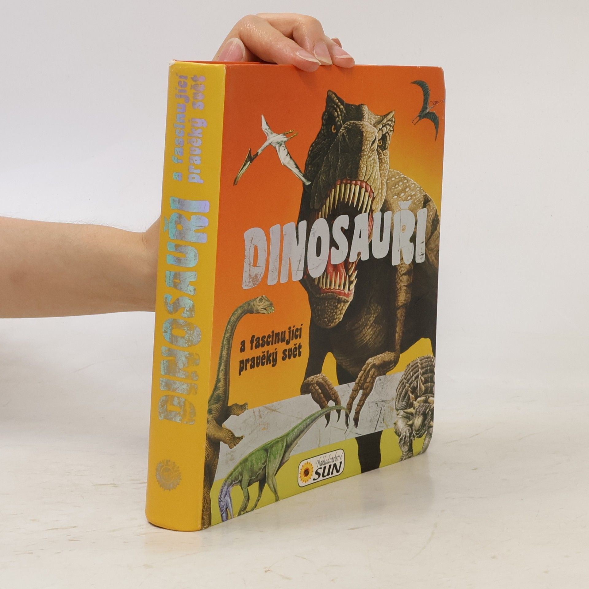Dinosauři a fascinující pravěký svět